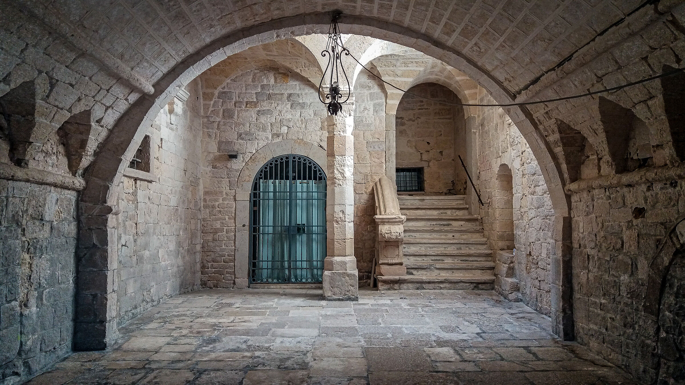 Interno a Trani