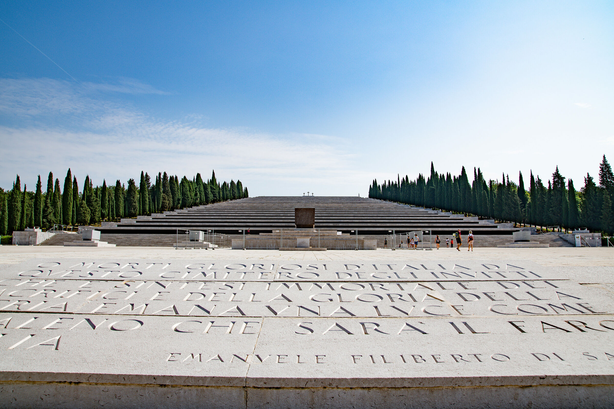 cimitero 1 guerra.   redipuglia