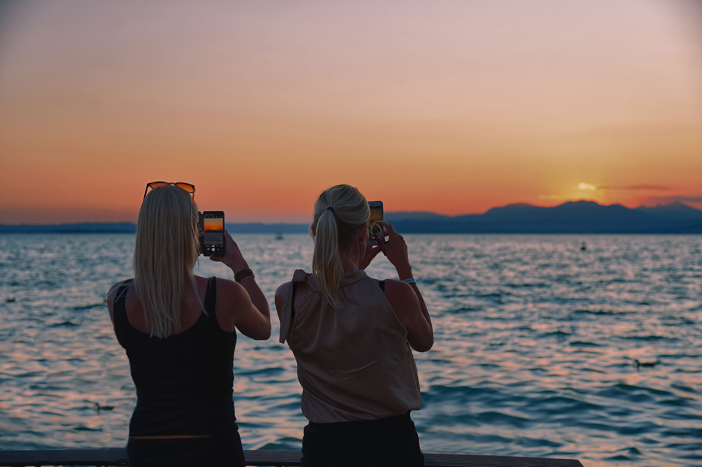 Tre tramonti in uno scatto
