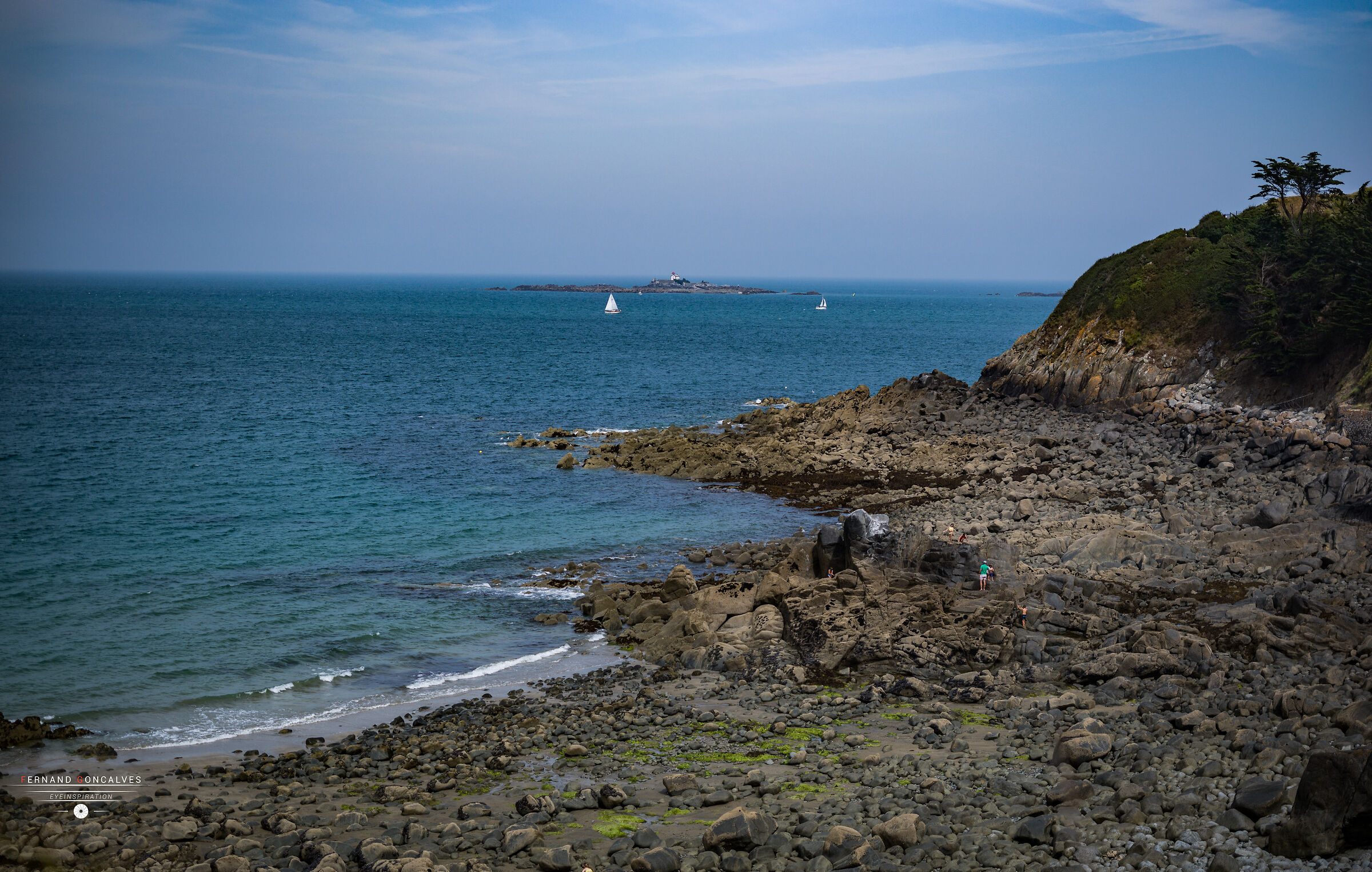 Visite des côtes Bretonnes avec le tout dernier m̷...