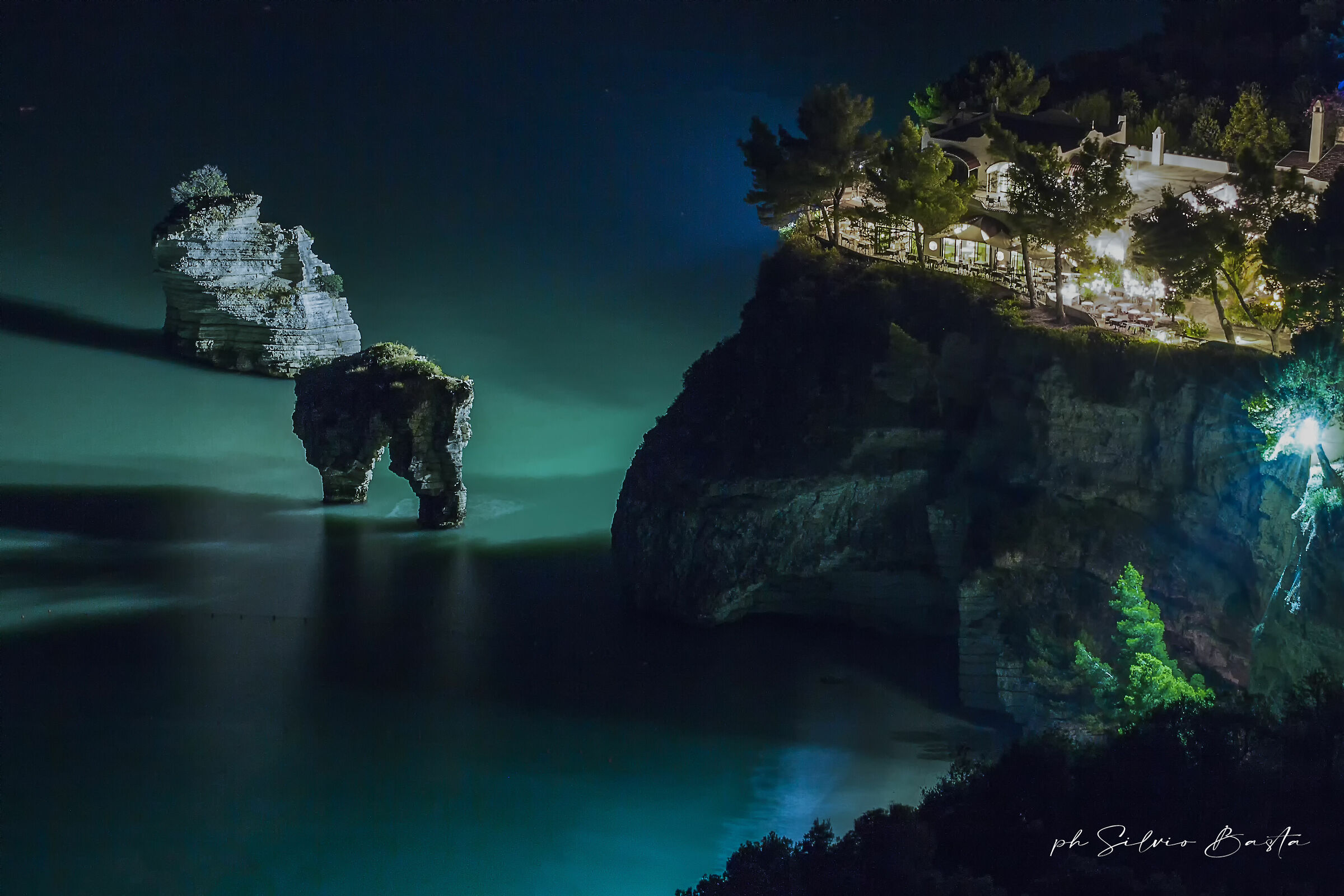 goo-on bay faraglioni