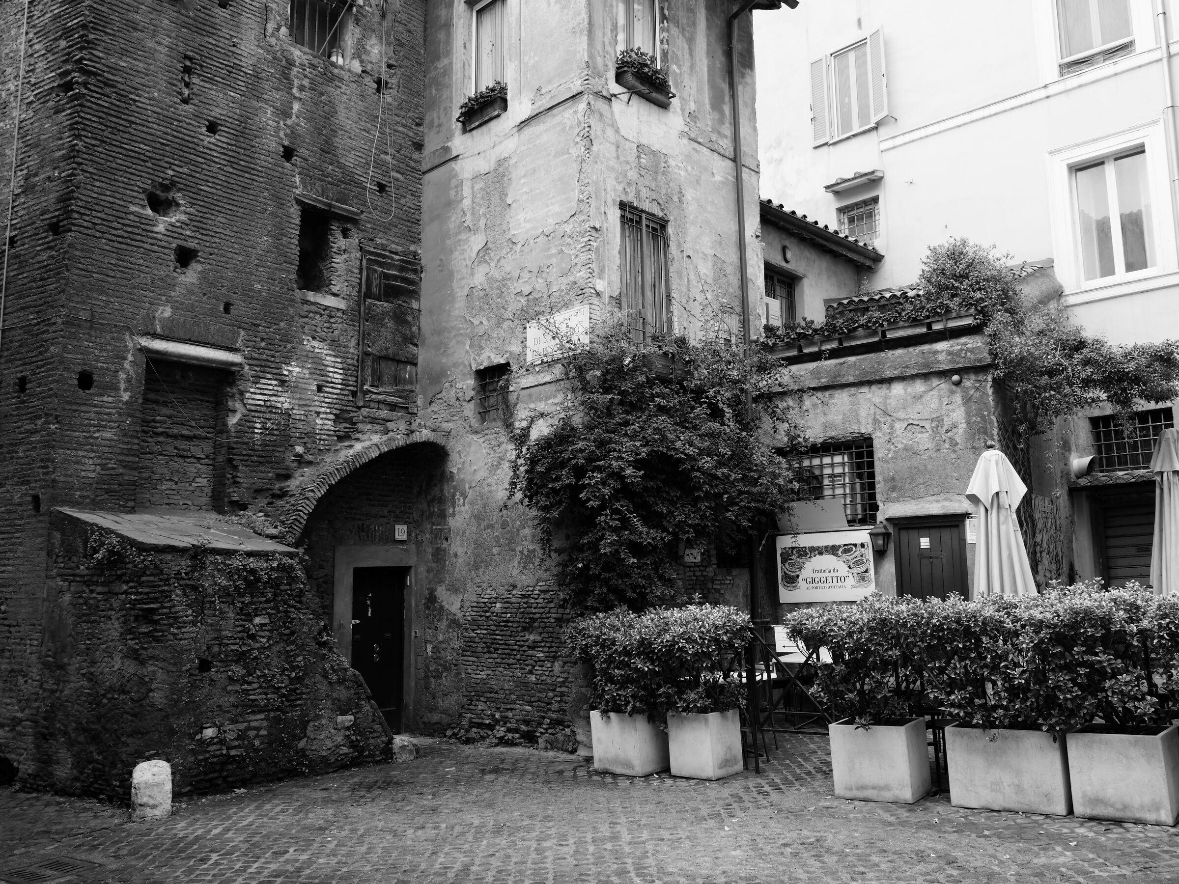 Portico d'Ottavia - Roma, 2018