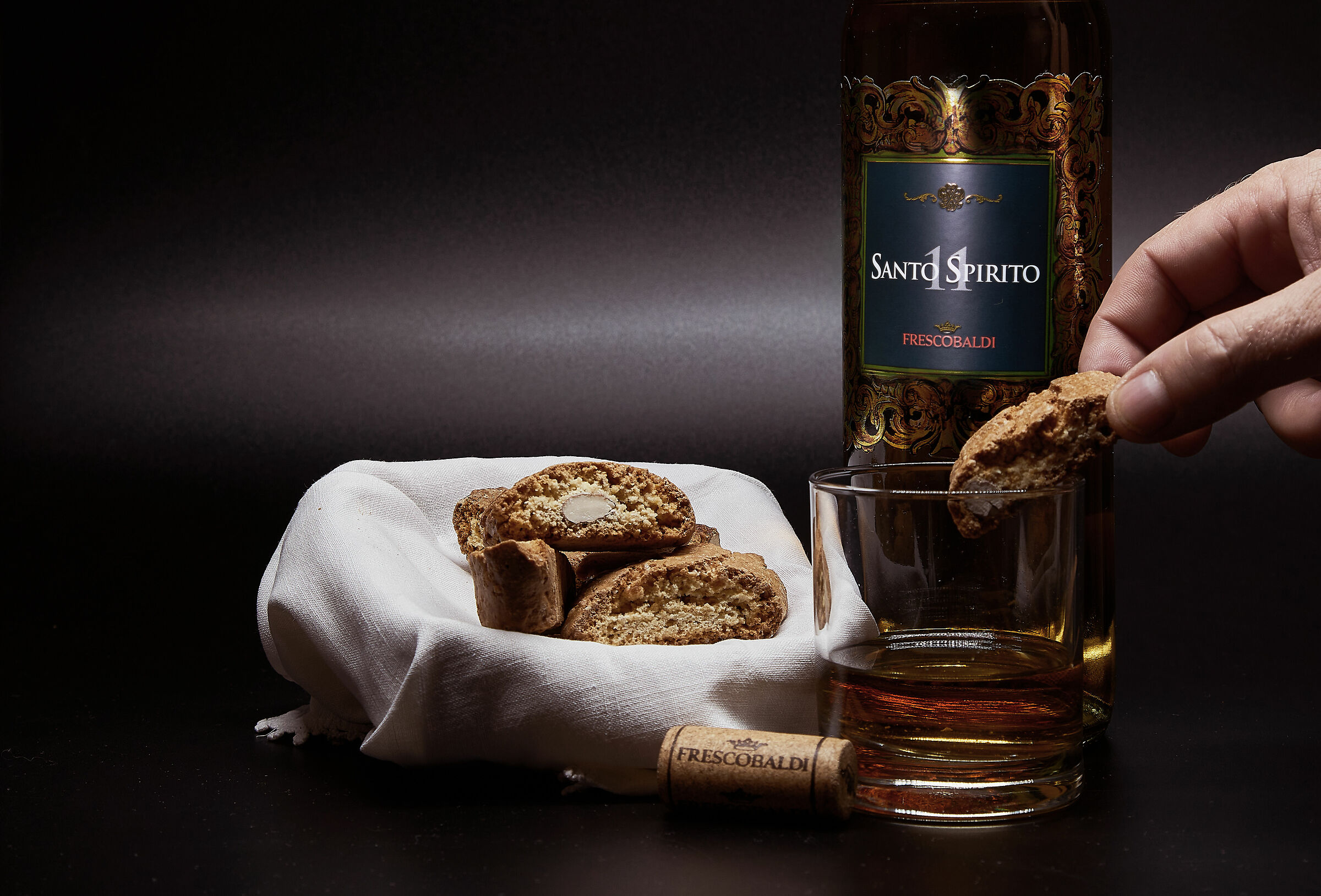 Vinsanto and Cantucci