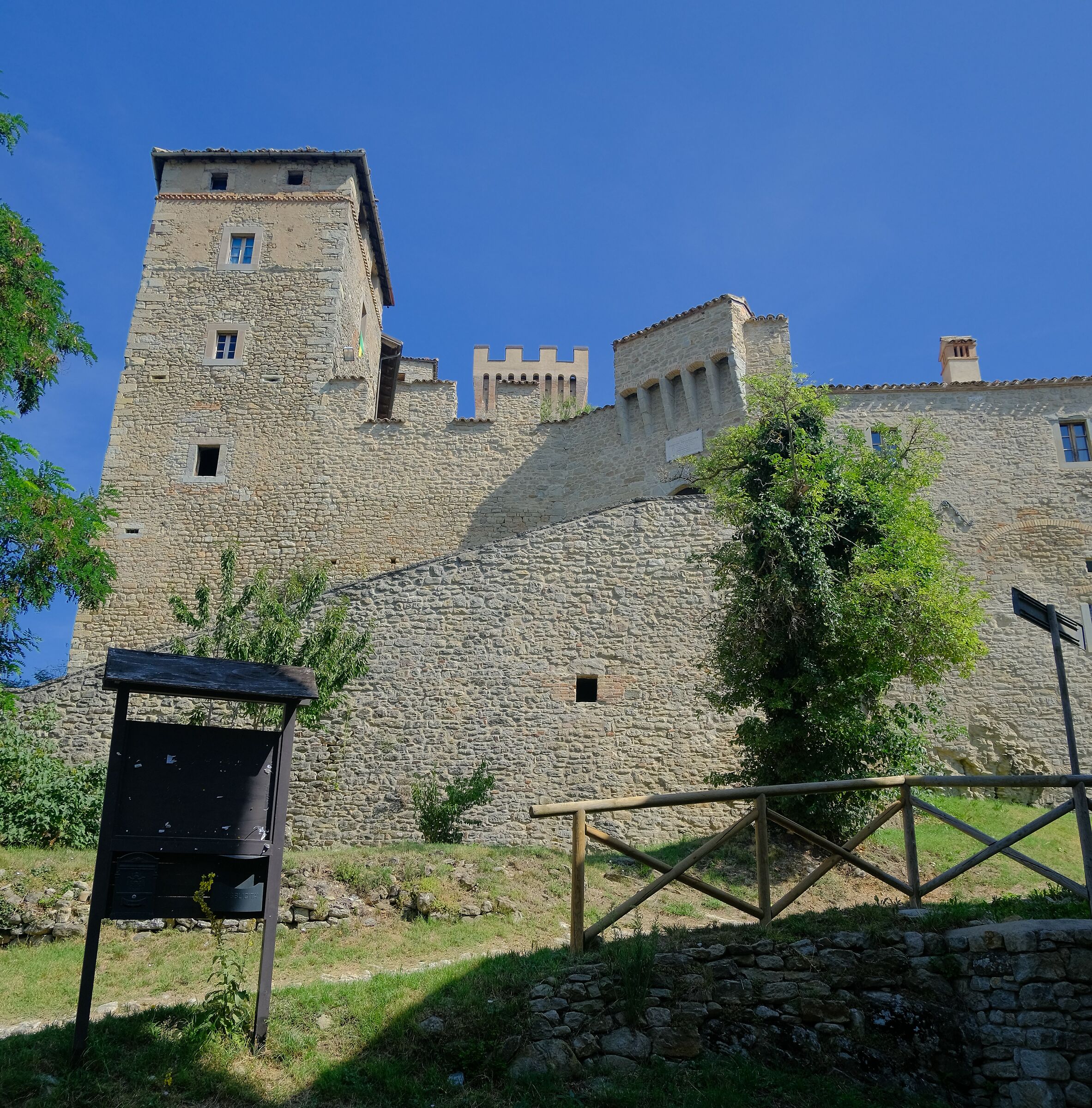 Castello Montecuccoli - Pavullo nel Frignano (Mo)