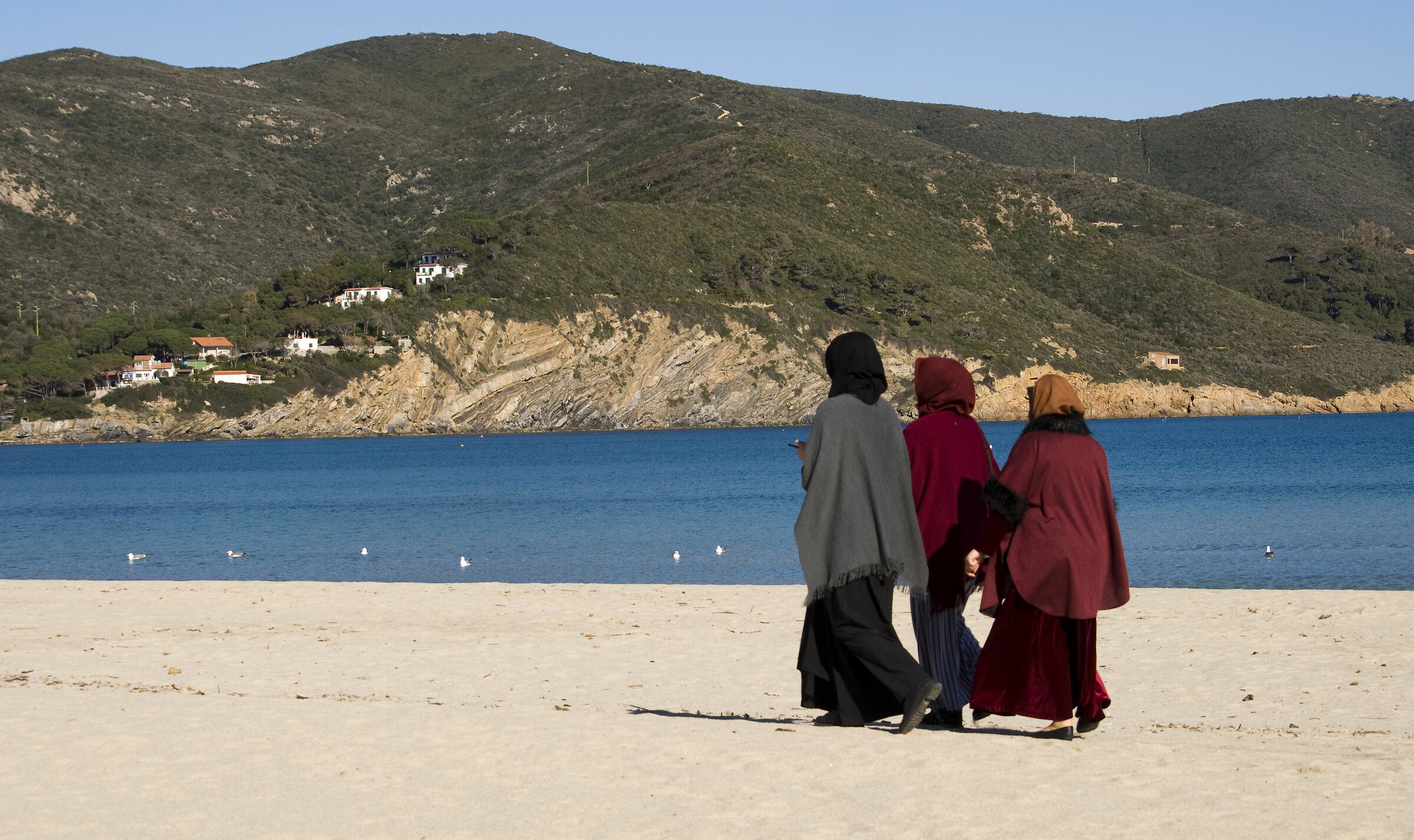 Friends on the beach of Campo Elba (Elba Island)