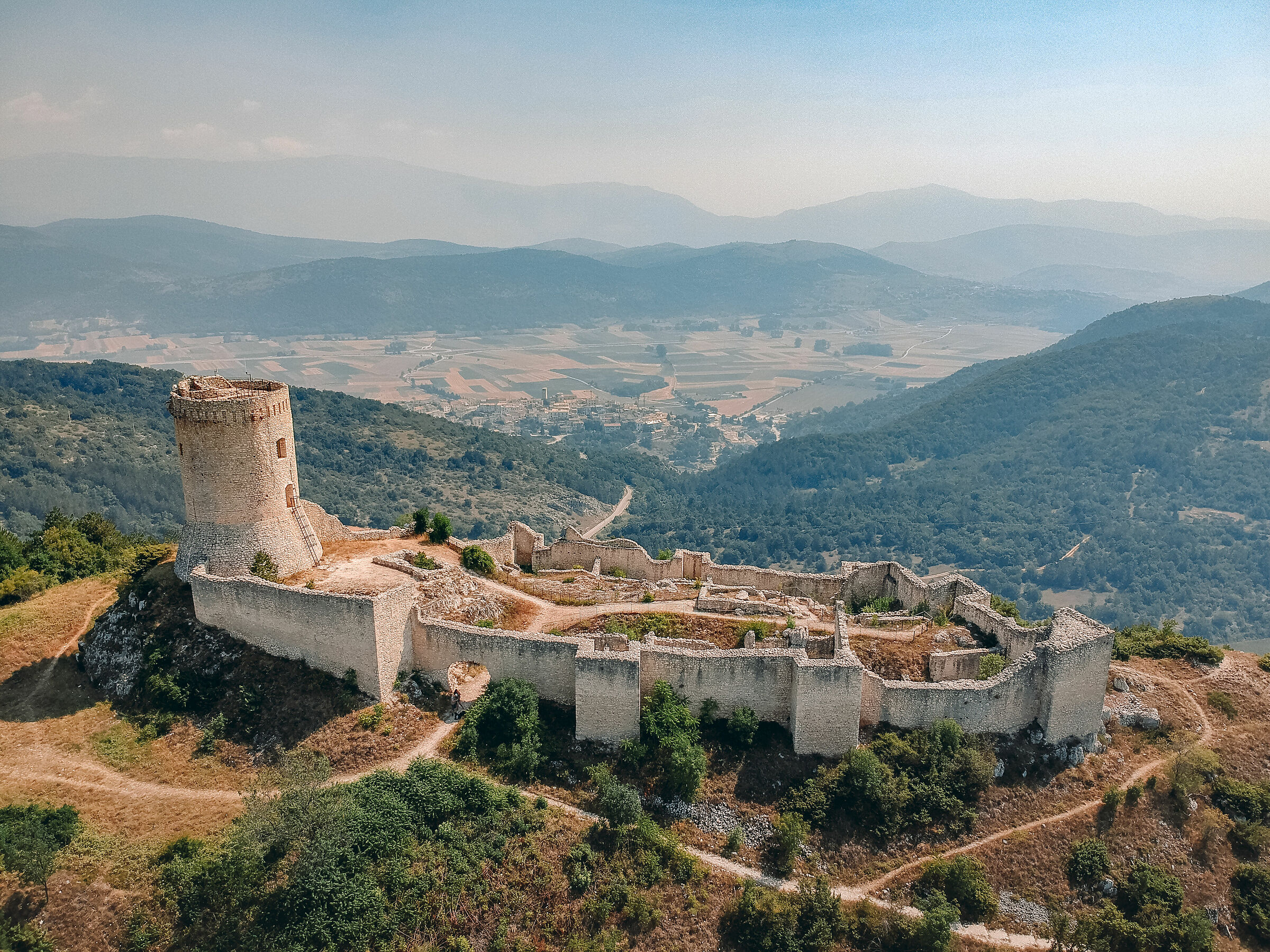 Castello di Bominaco