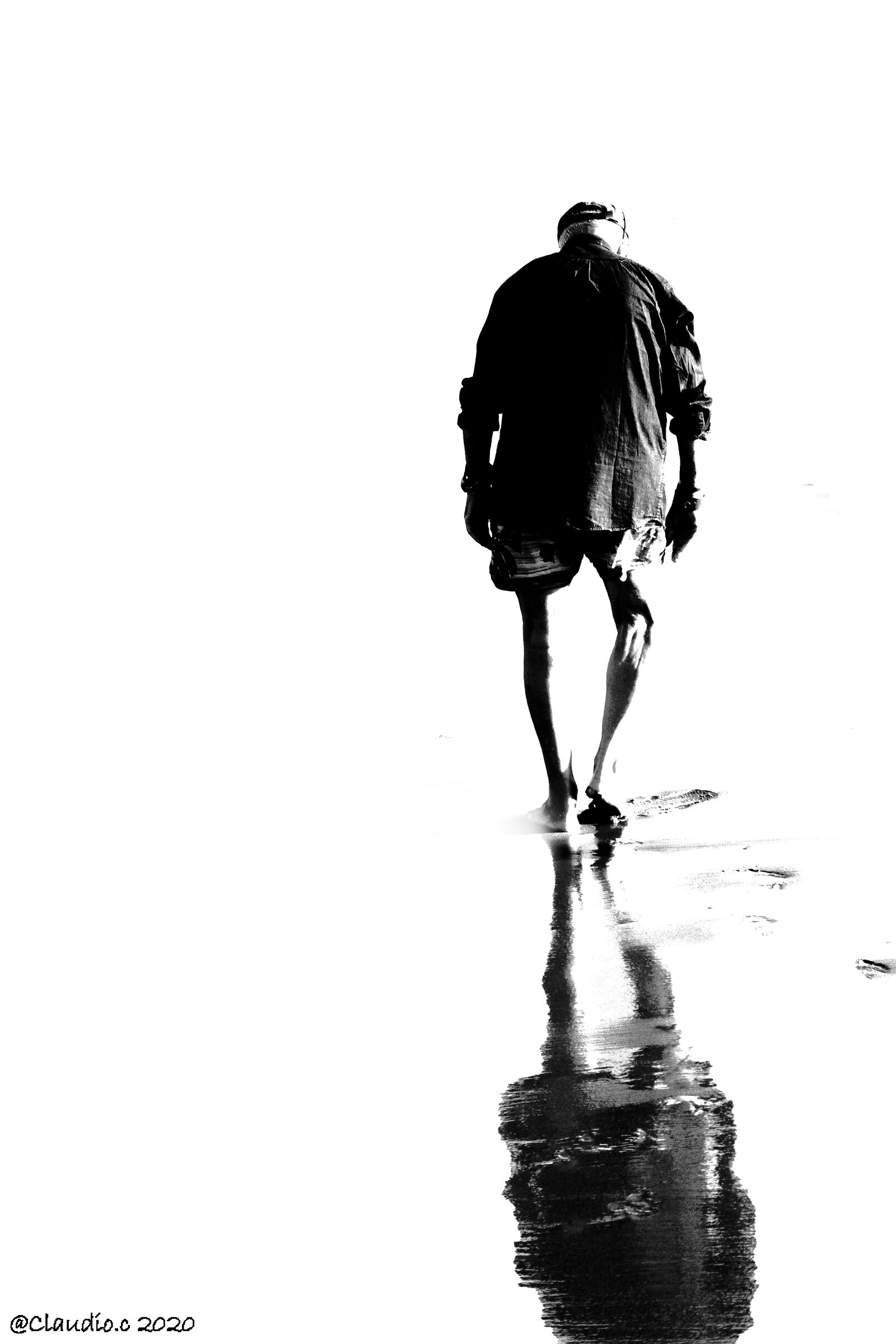 non mi giro..tanto lo so che ci sei