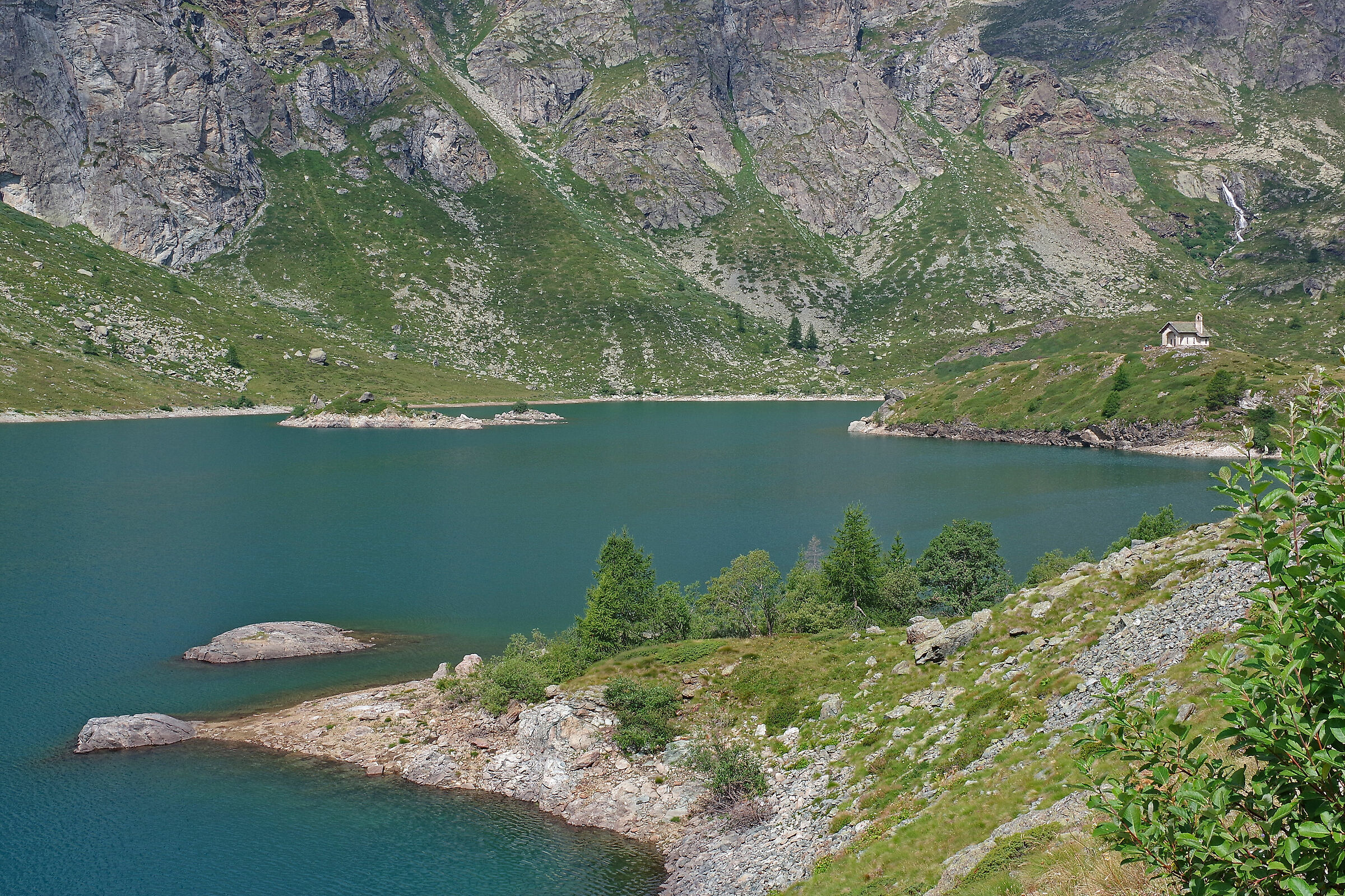 Lago di Cignana