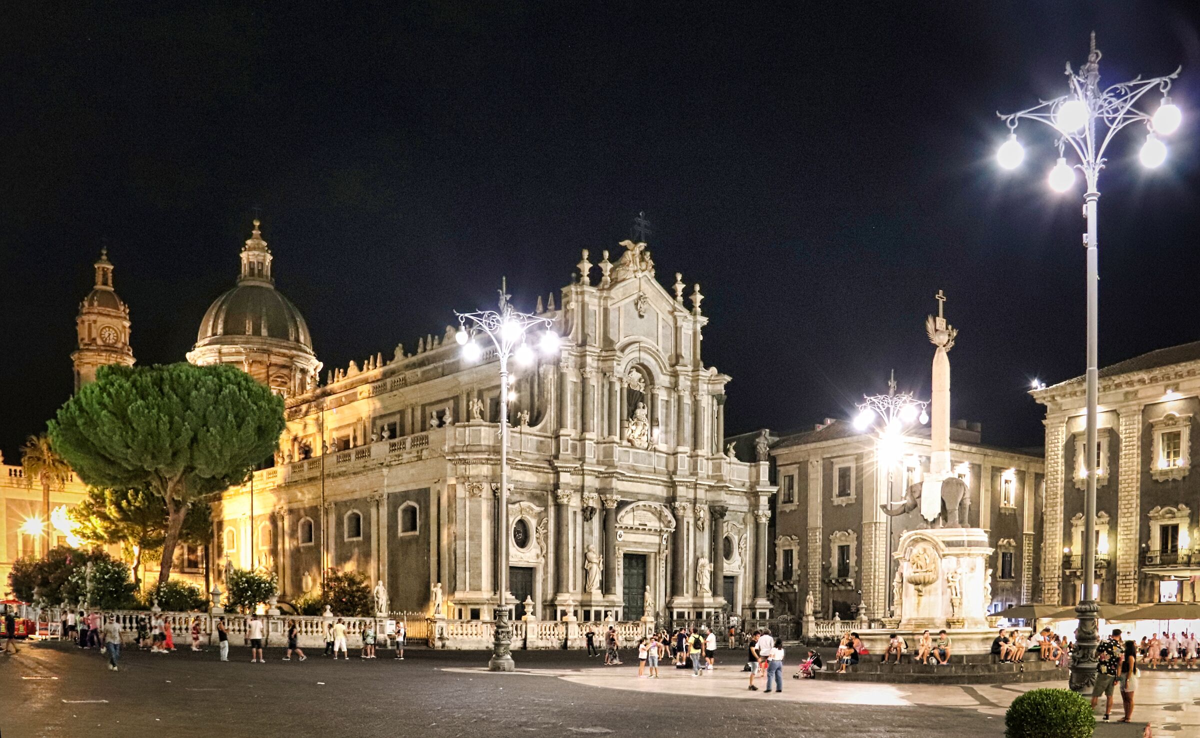 Catania, Cathedral Square