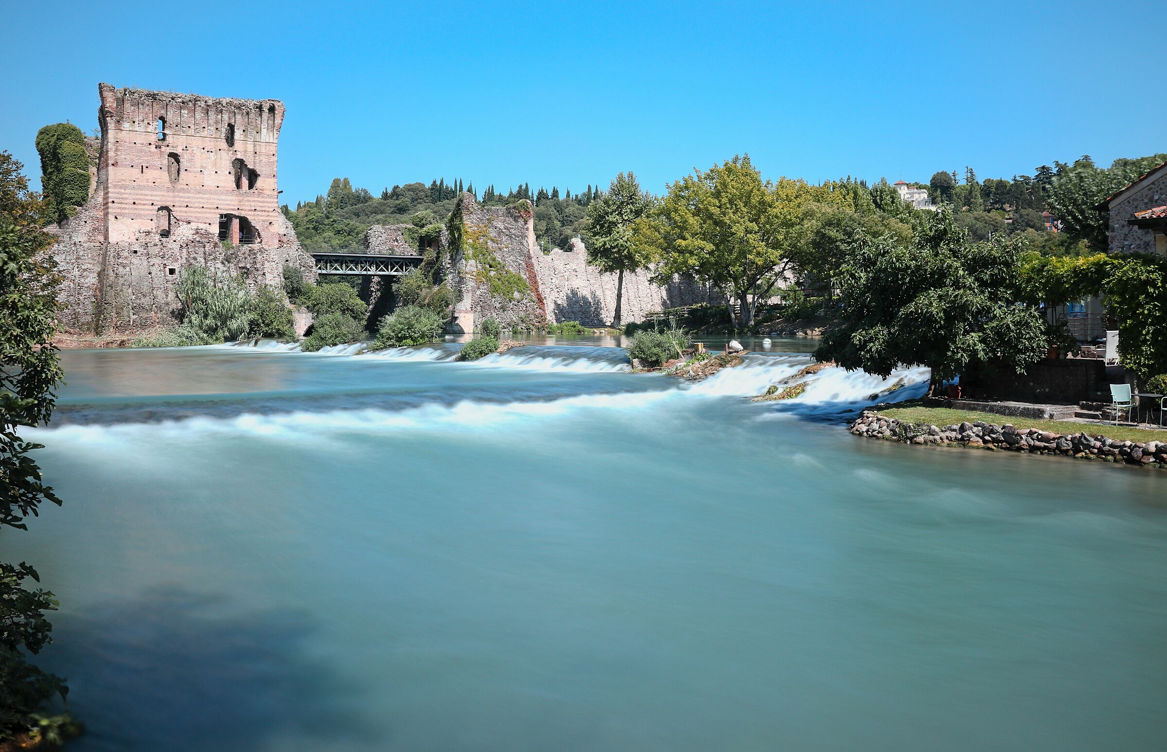 The ruined fortress on the Mincio