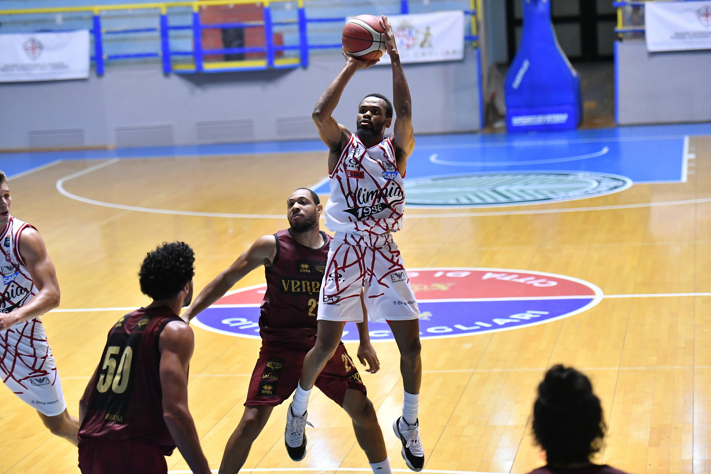 City of Cagliari Reyer vs Olympia
