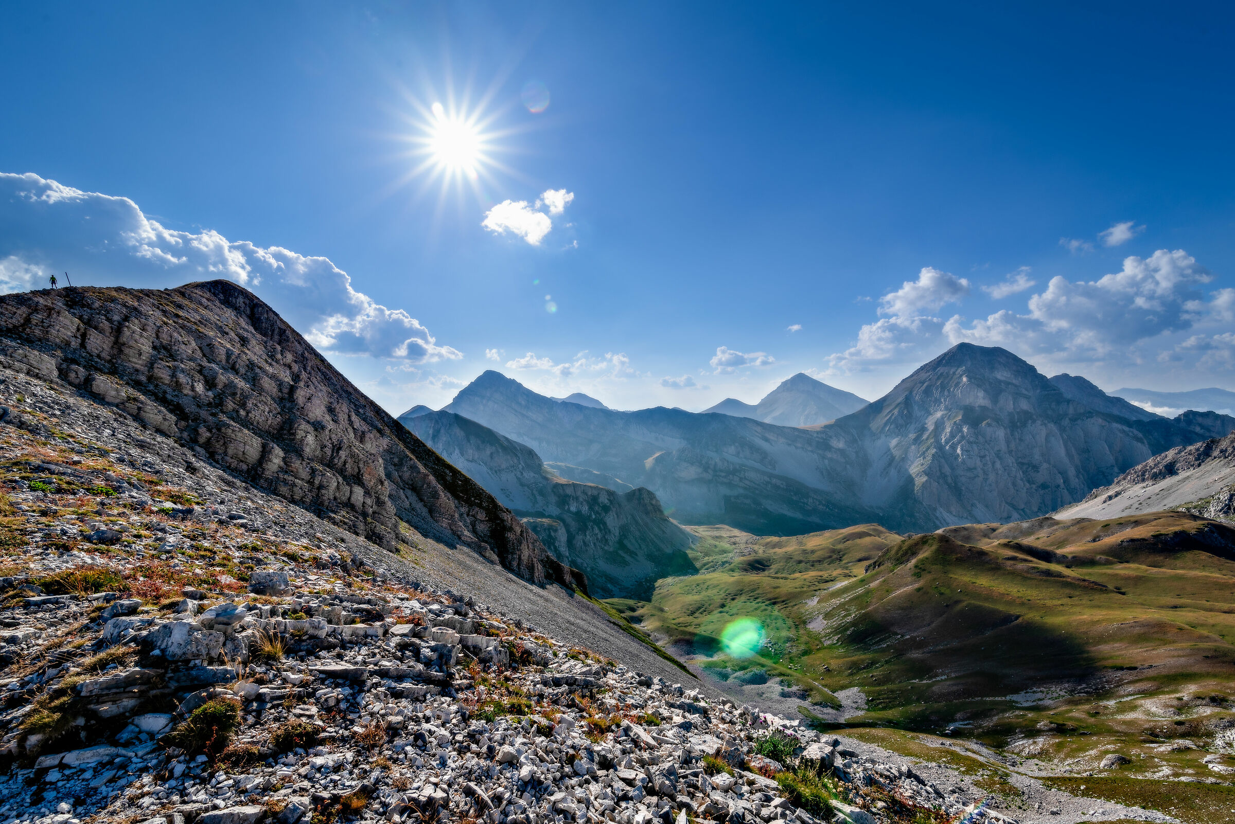 From the saddle of Mount Eagle