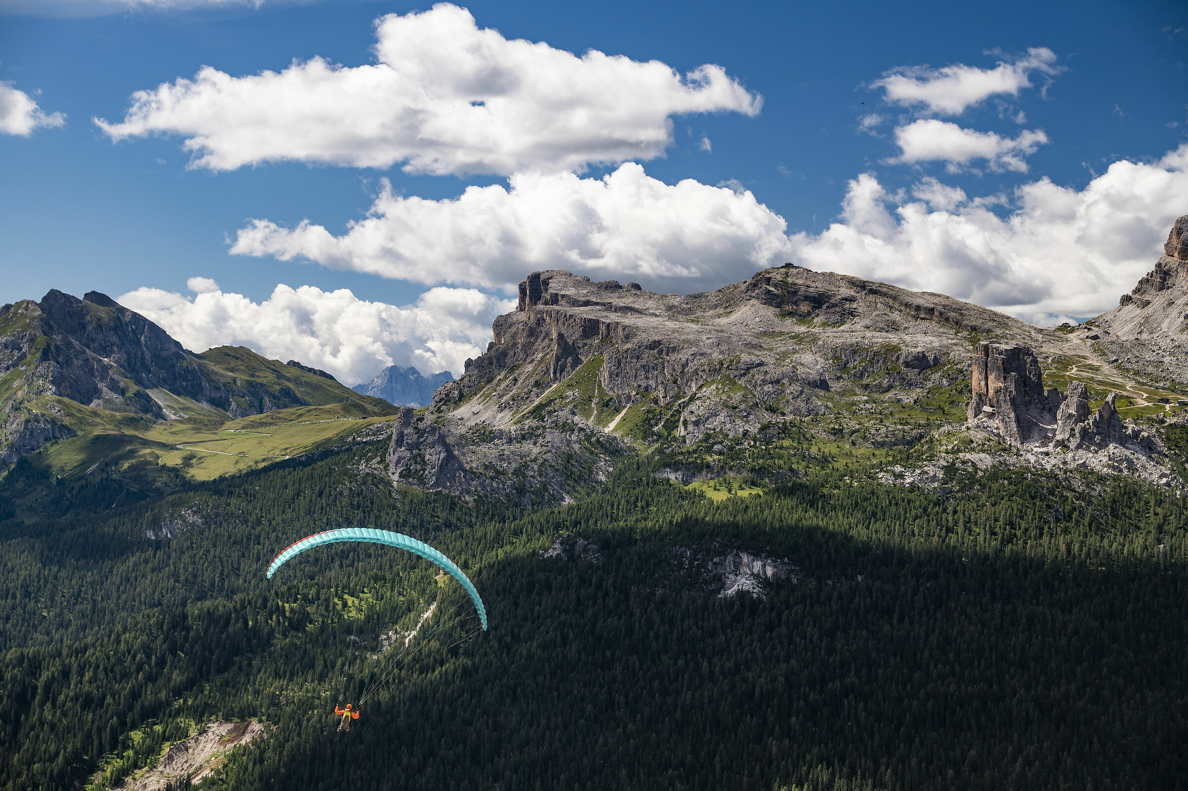 cinque torri e parapendio