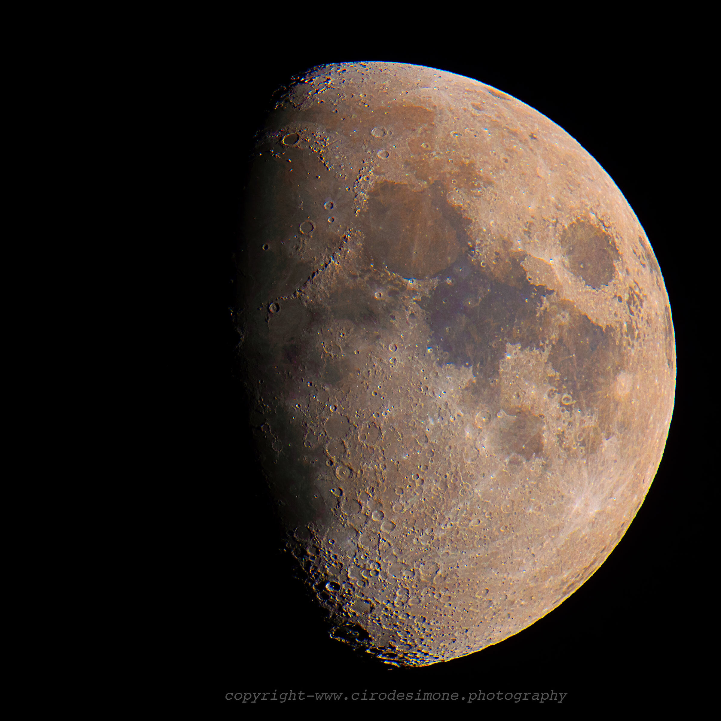 Mineral moon