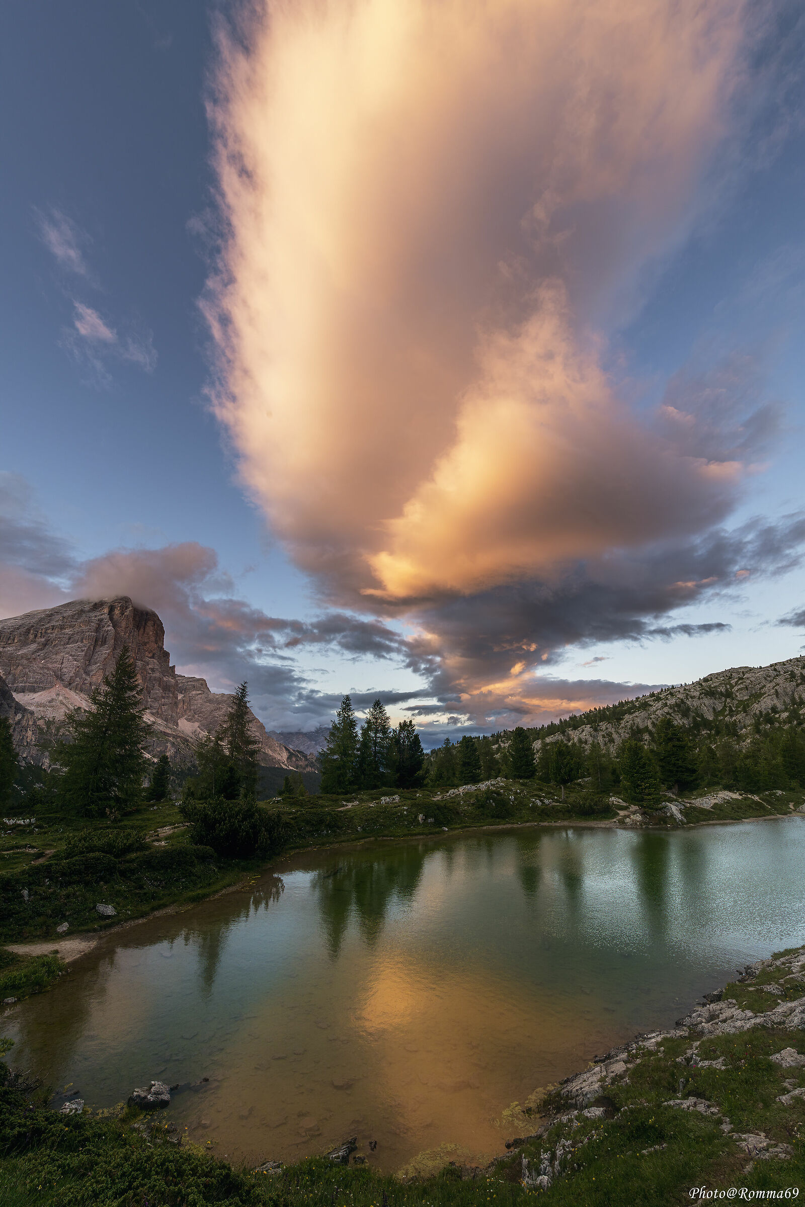 Tramonto sul lago di Limides