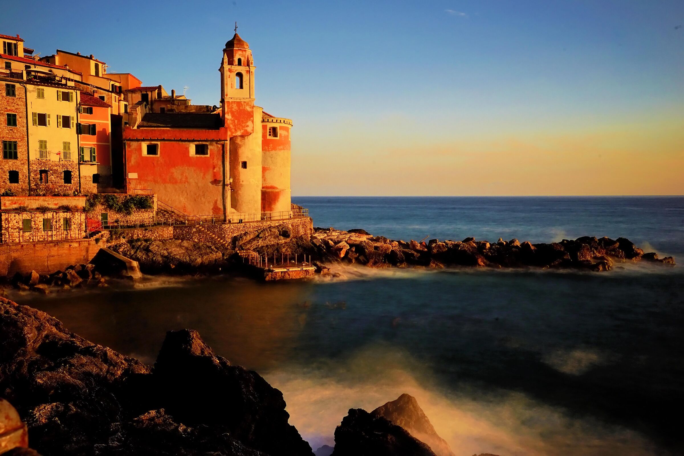 Tellaro al tramonto