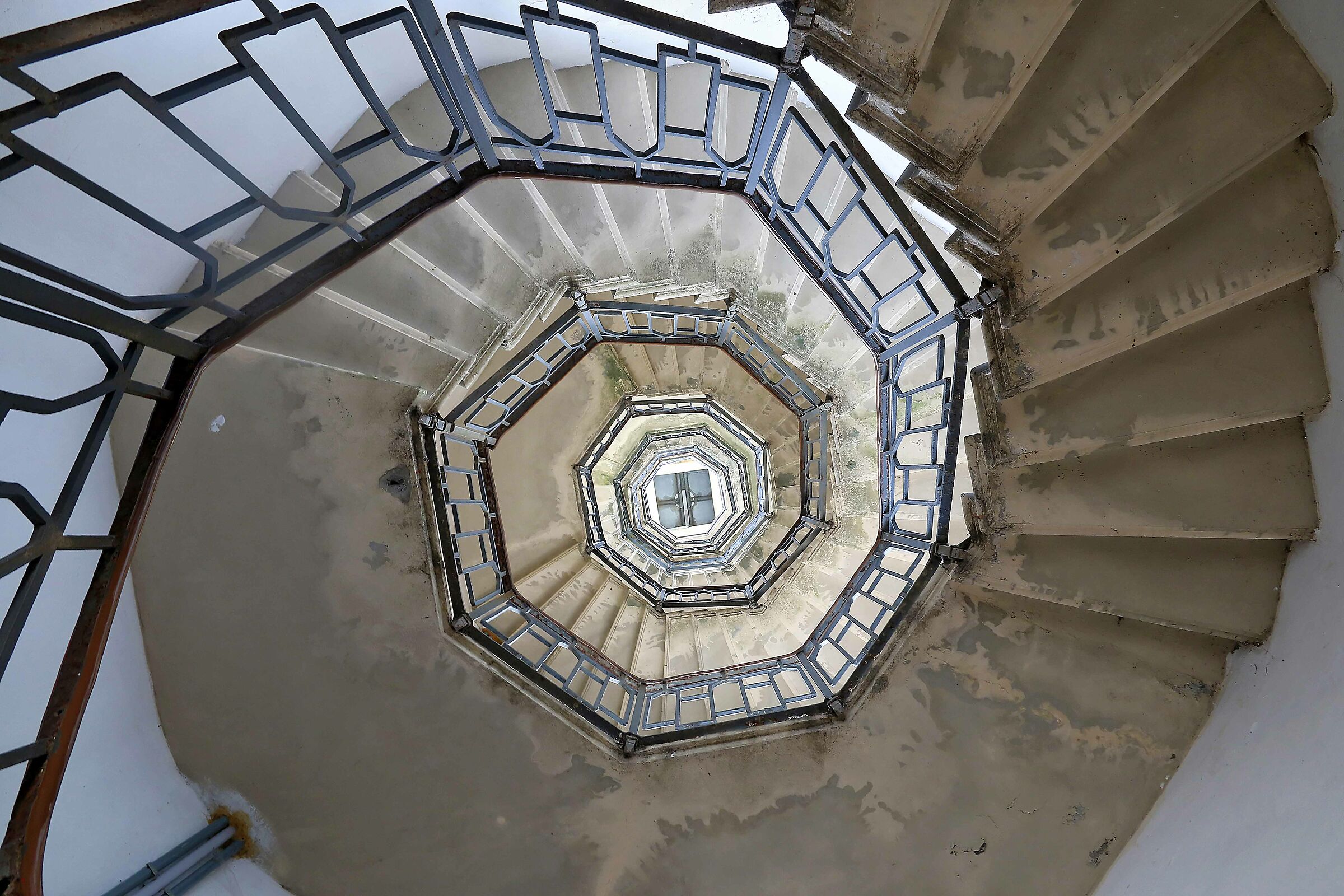 Scala Faro di brunate