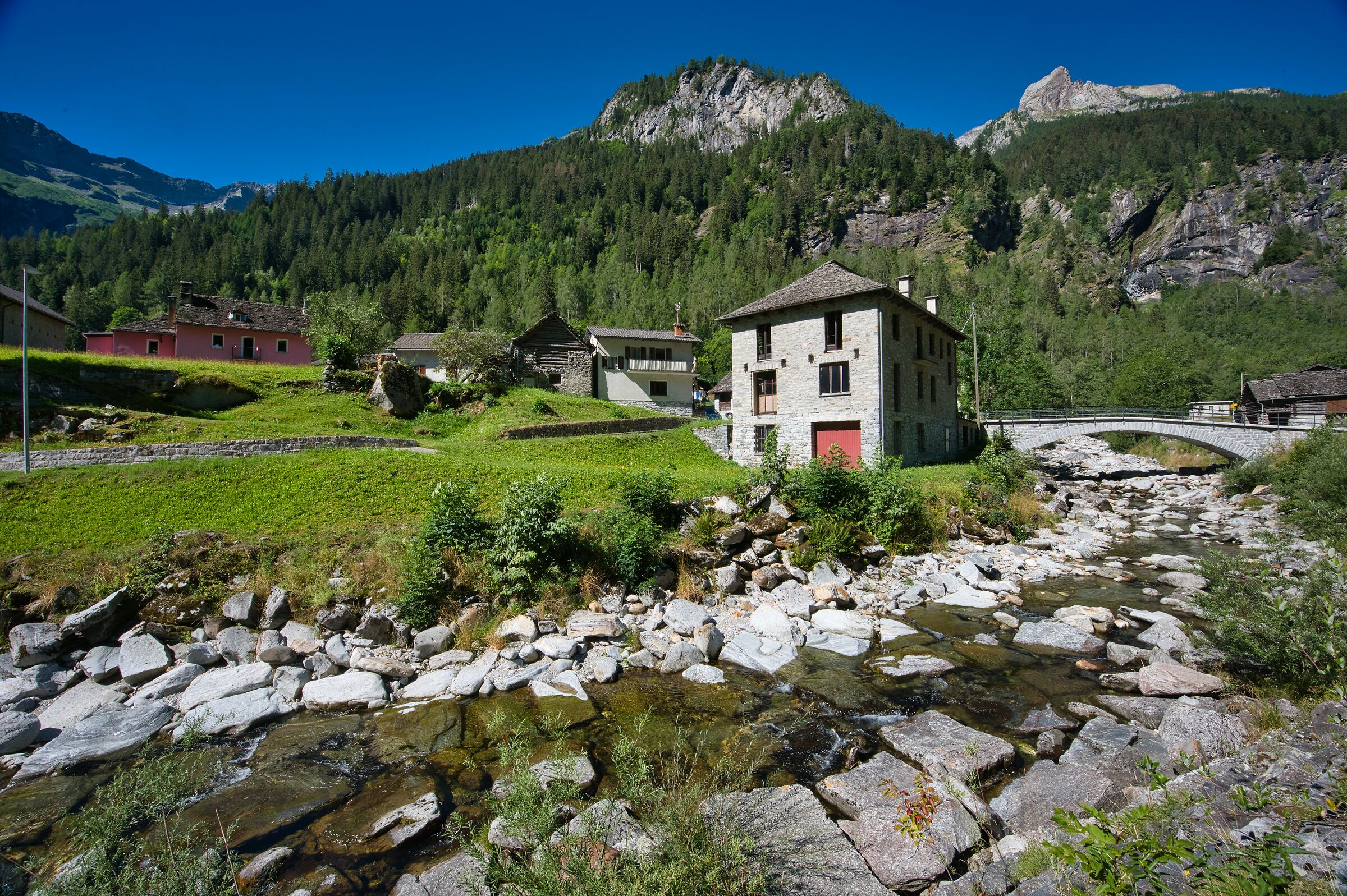 Peccia Lavizzara Ticino