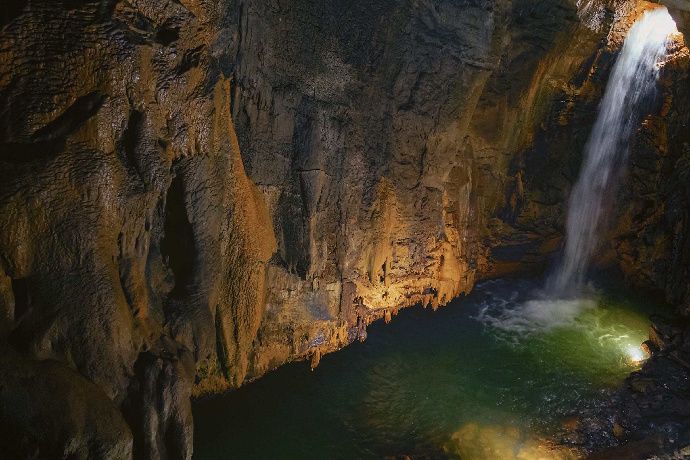 Nei meandri della terra