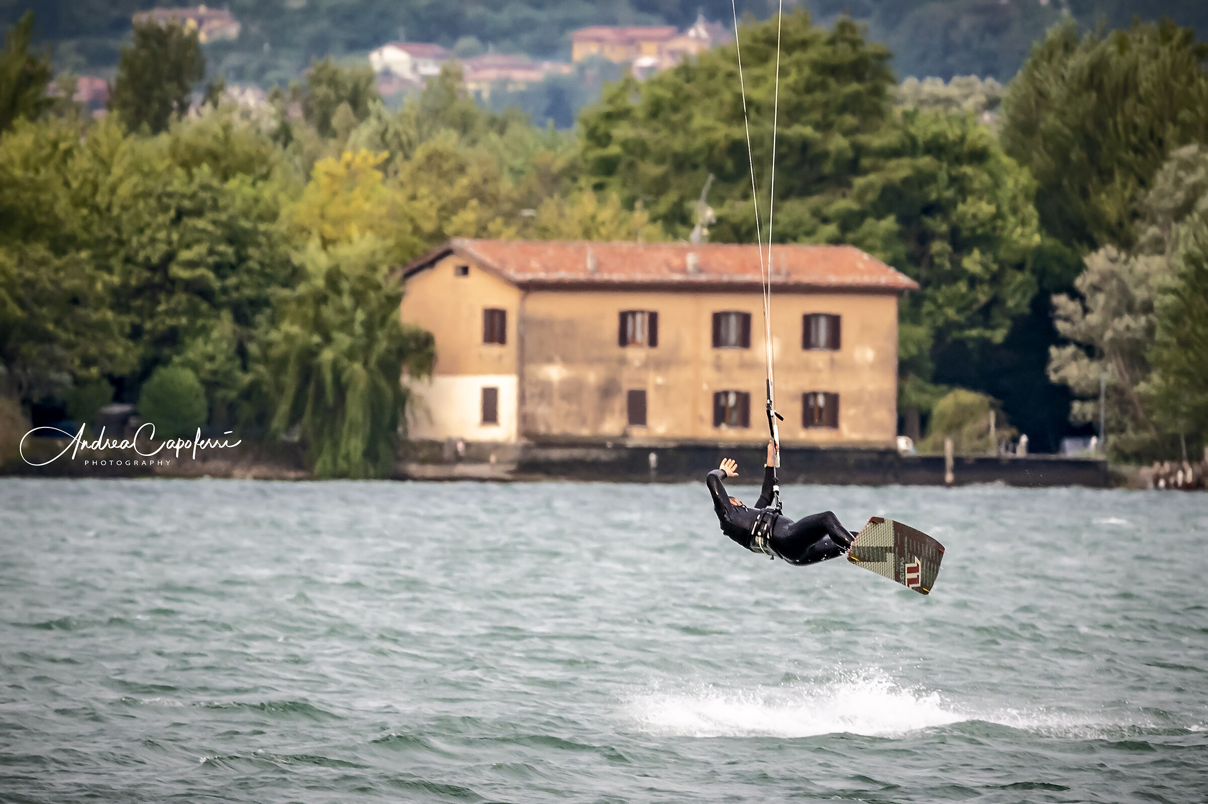 Kitesurfing