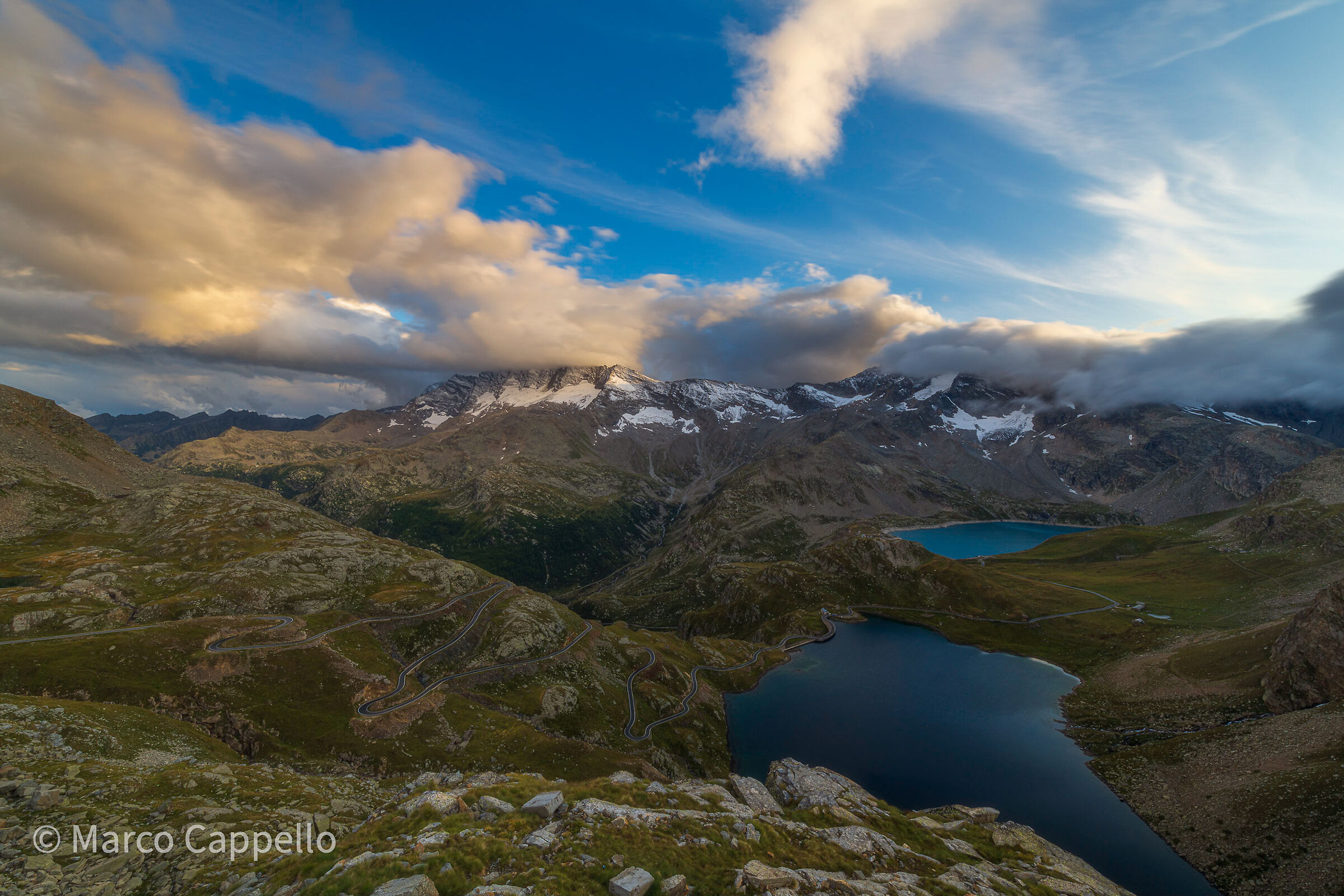 Vista dal Colle sul lago del Serrù