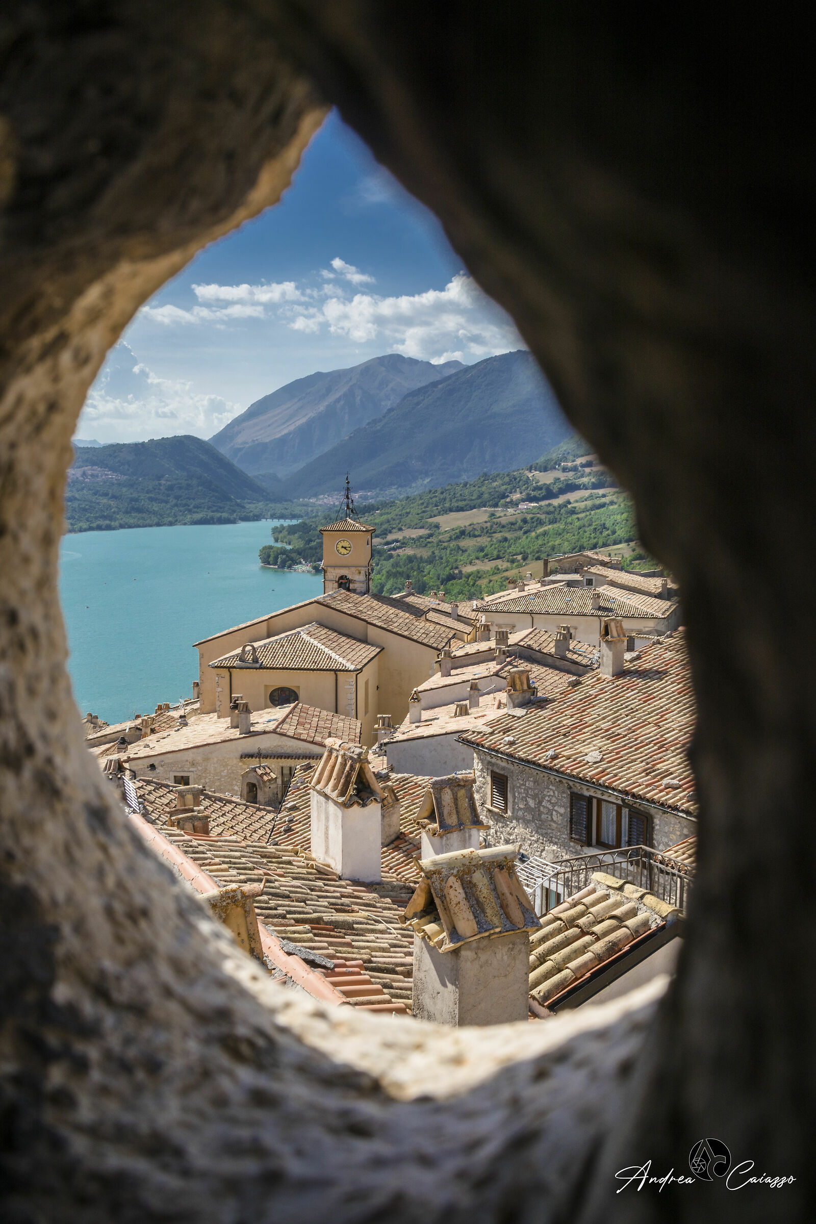 Dal castello monumentale di Barrea