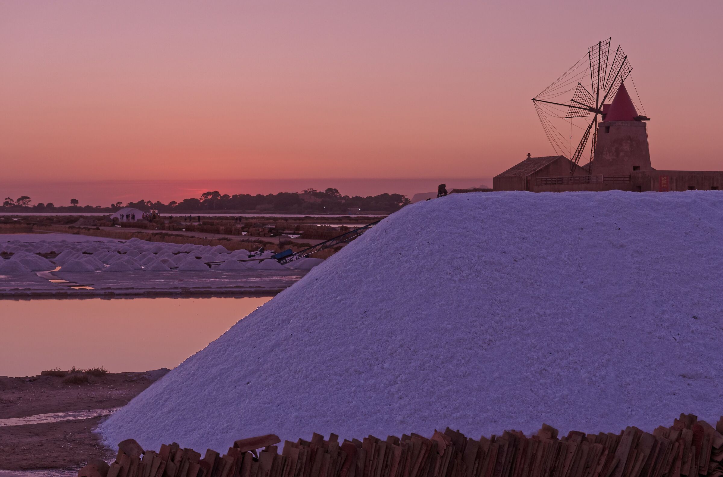 Saline sunset