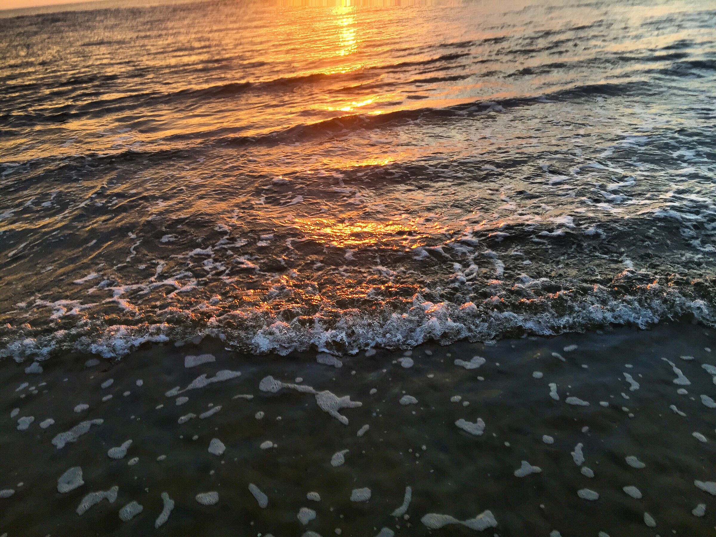 A dip in orange gold