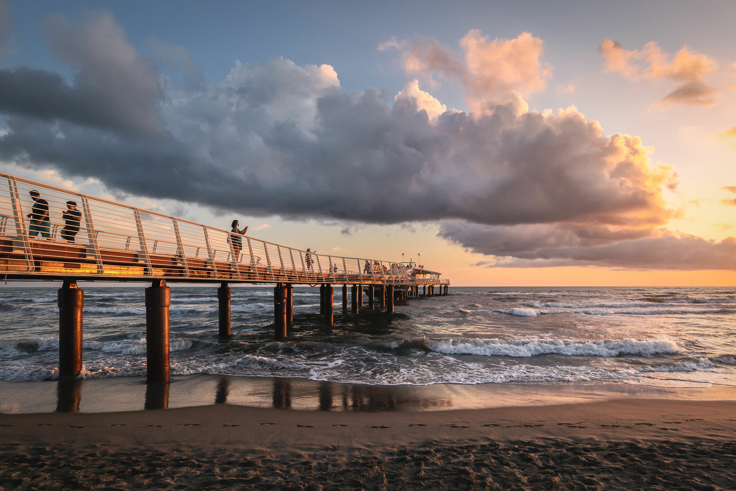 Il tramonto in Versilia