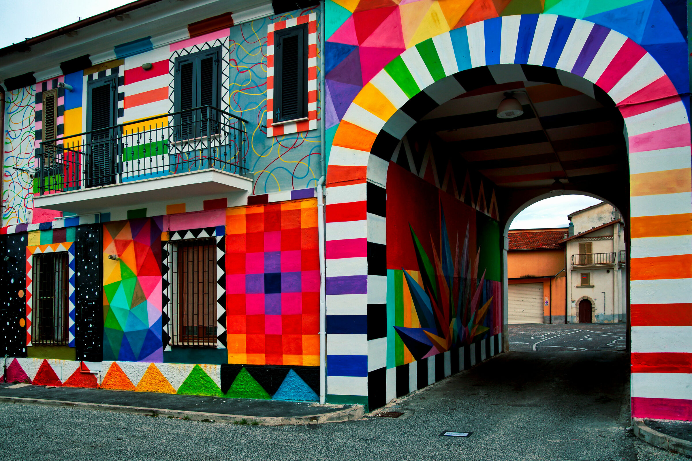 poorly managed monochrome