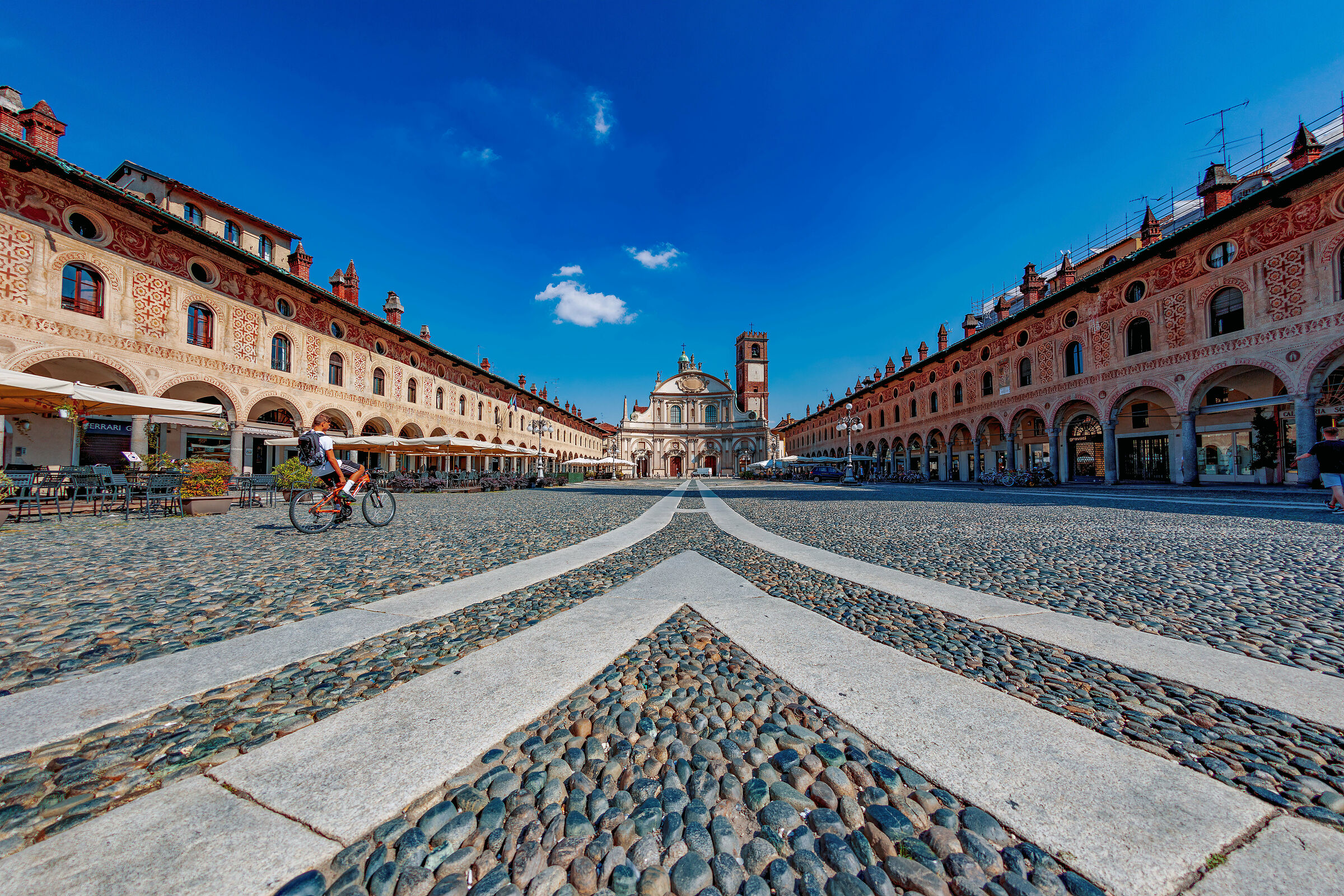 La mia piazza a modo mio
