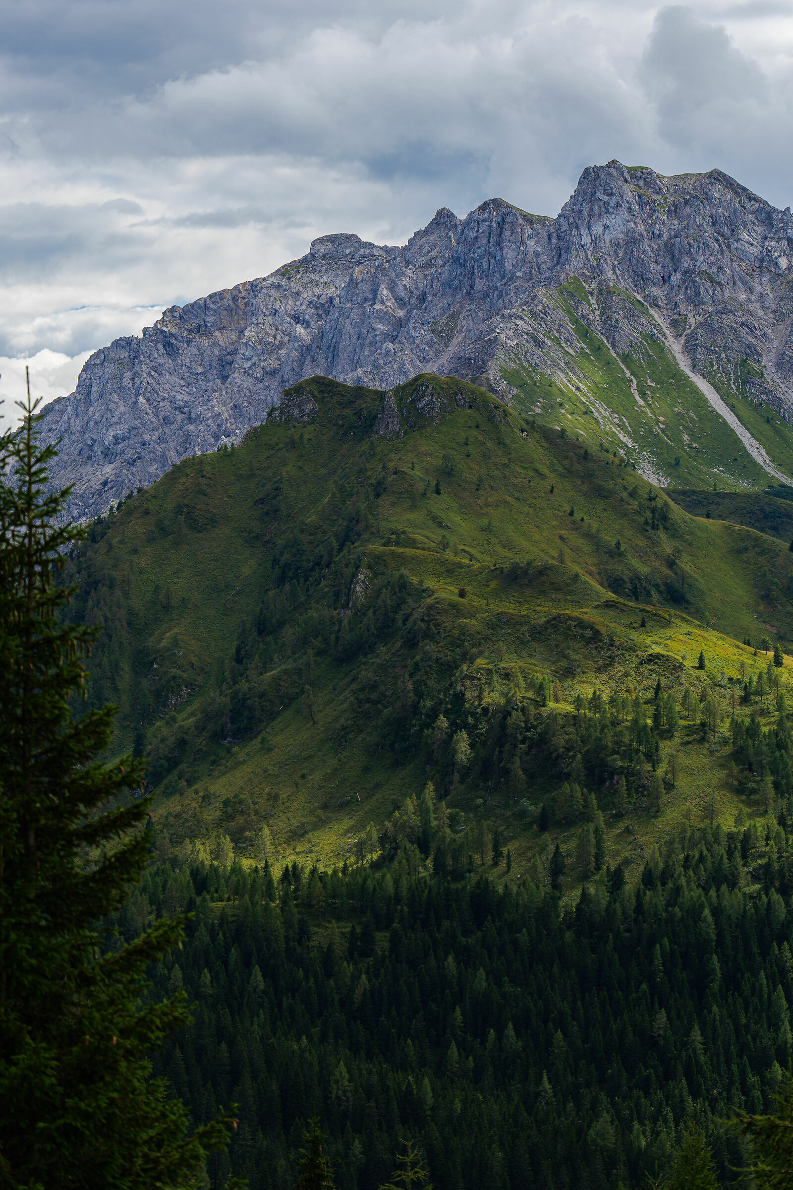 Climbing to the Rif. Calvi 2