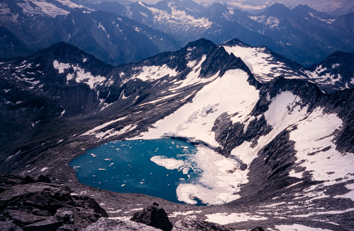 High Road of the Tauri; frozen lake (summer 2018)