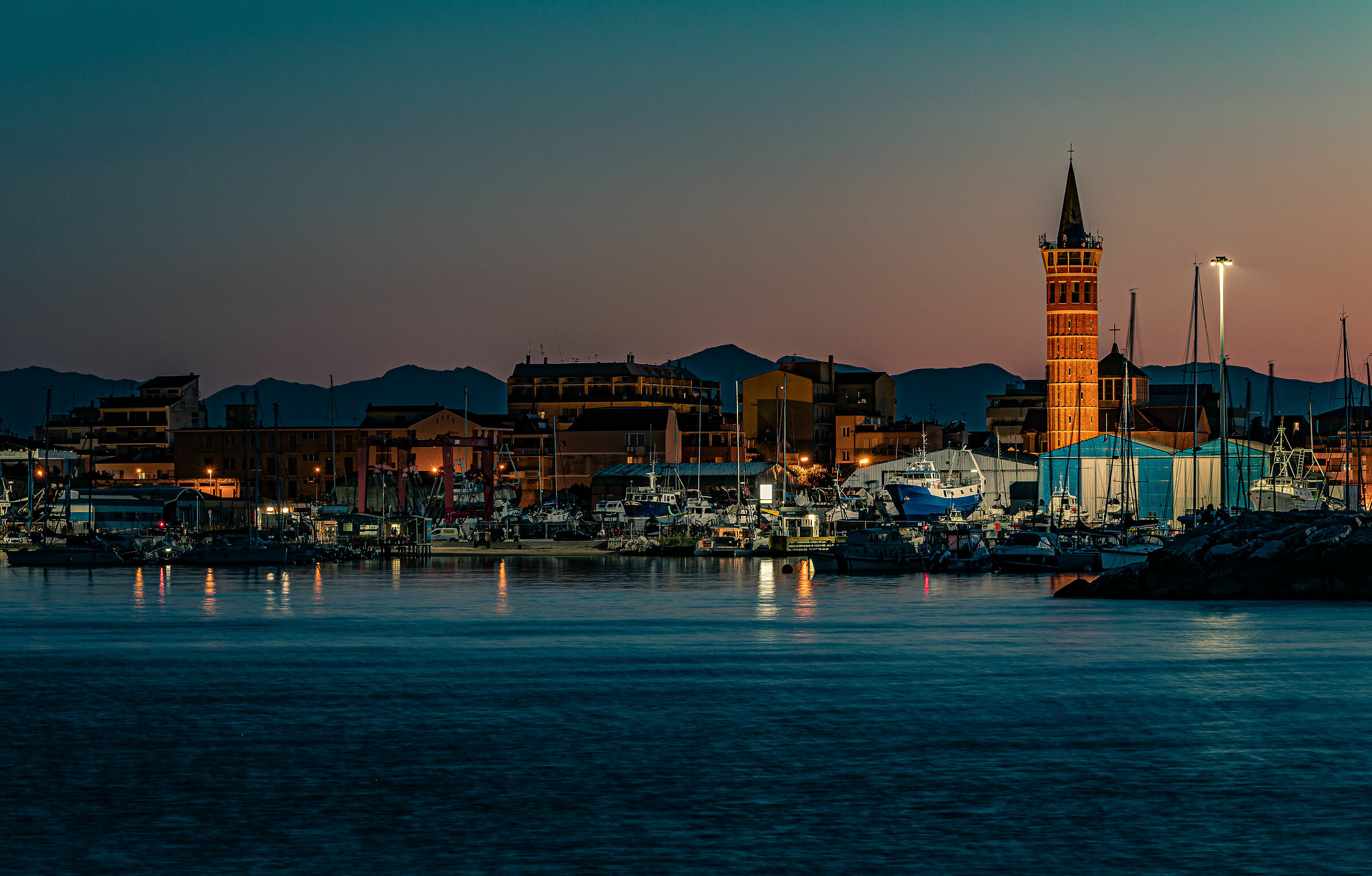Civitanova Marche ora blu