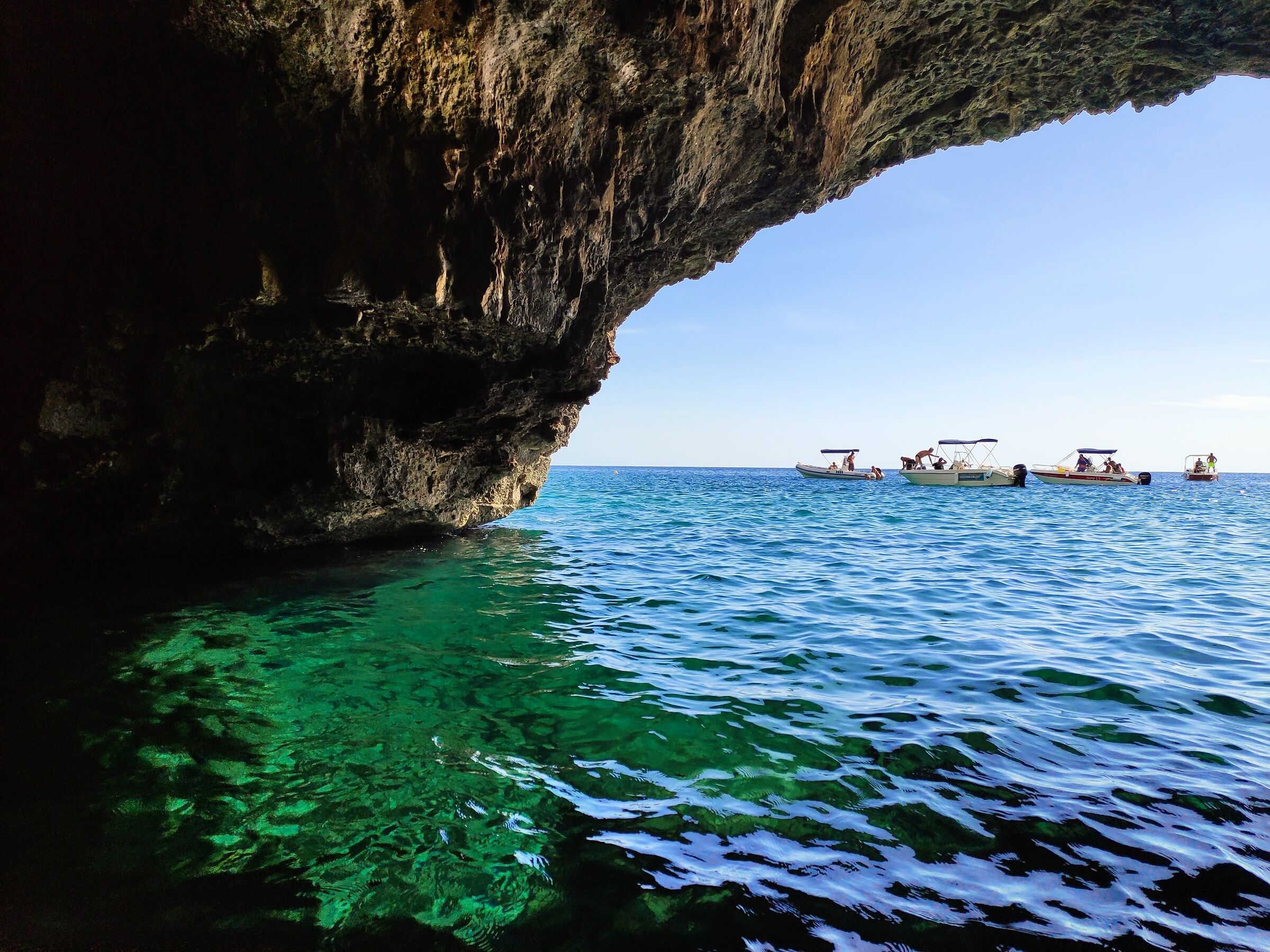 Grotta delle tre porte (Leuca)