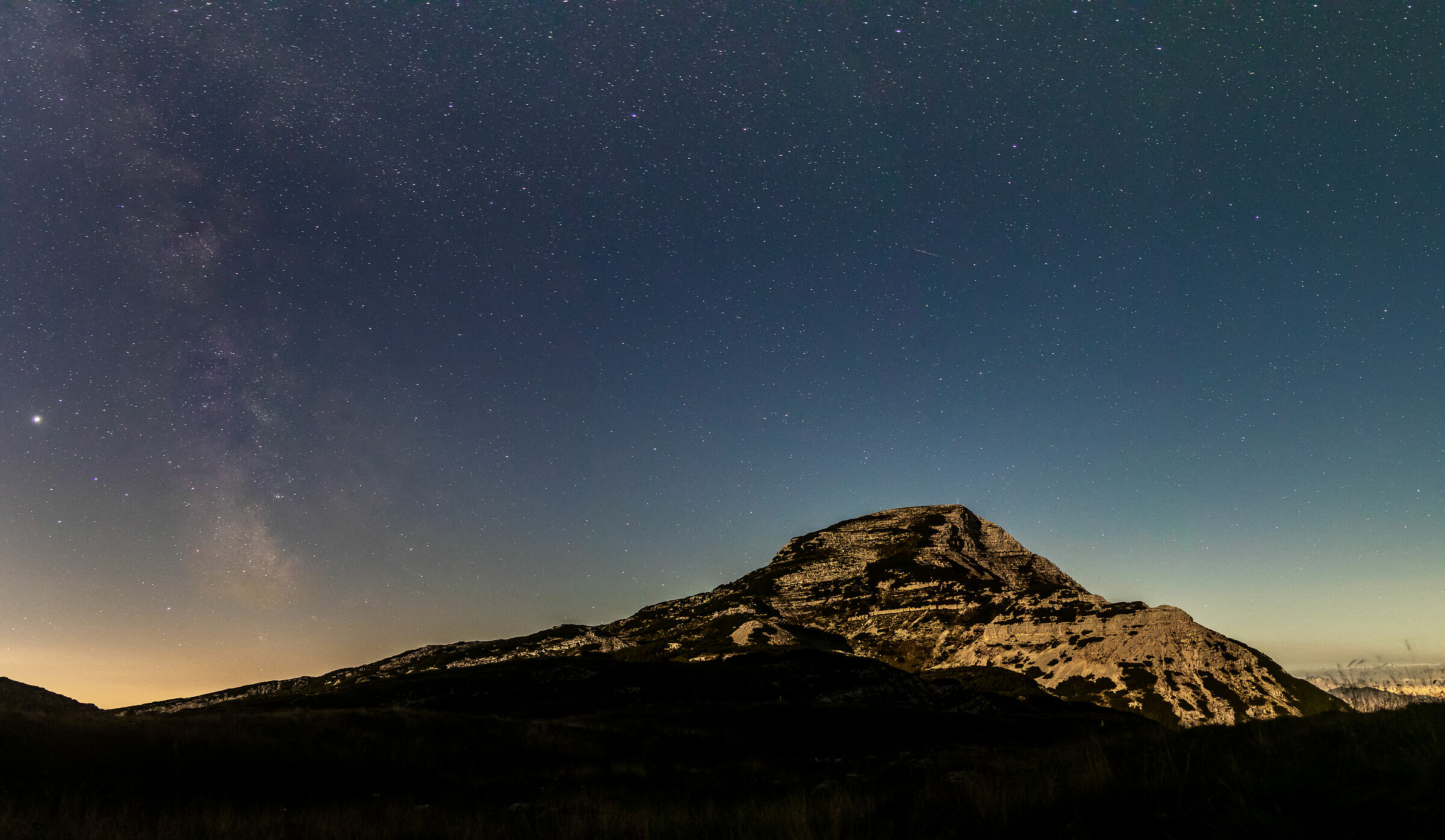 Summit XII in the moonlight of Moon
