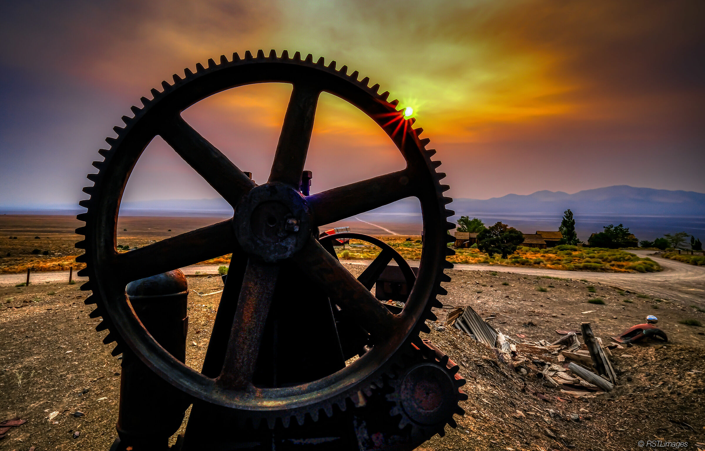 Tramonto sulla città mineraria