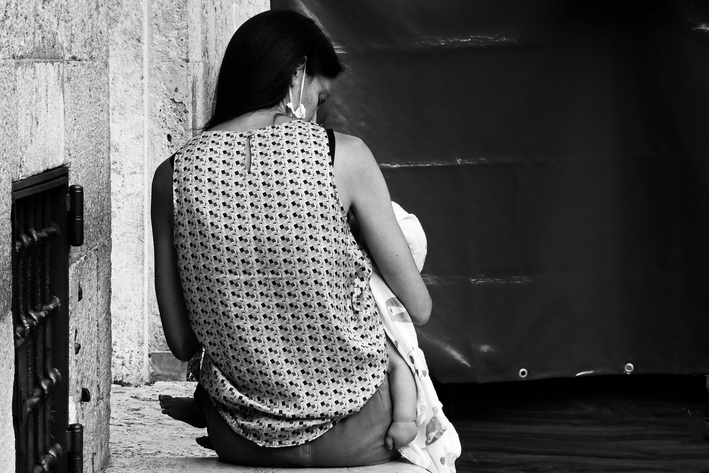 Moments of intimacy in Siena