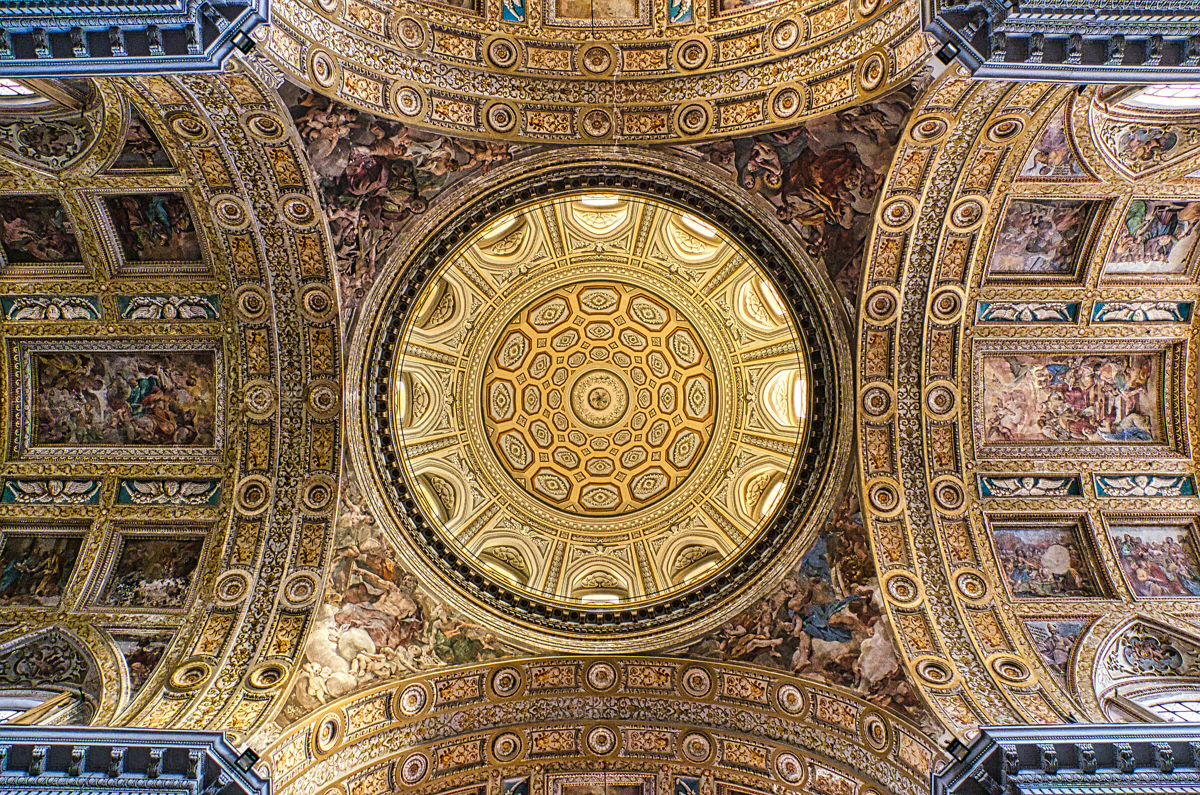 Cupola chiesa del Gesù nuovo - Napoli