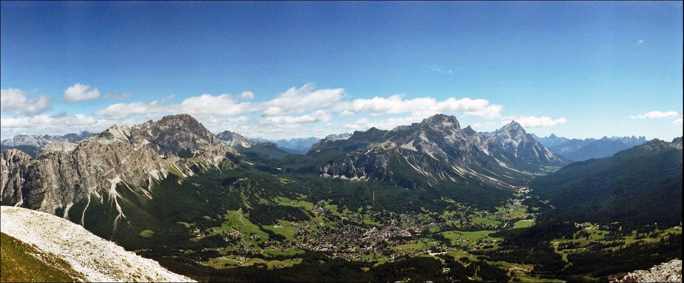 da qui, messere, si domina la valle ;/)