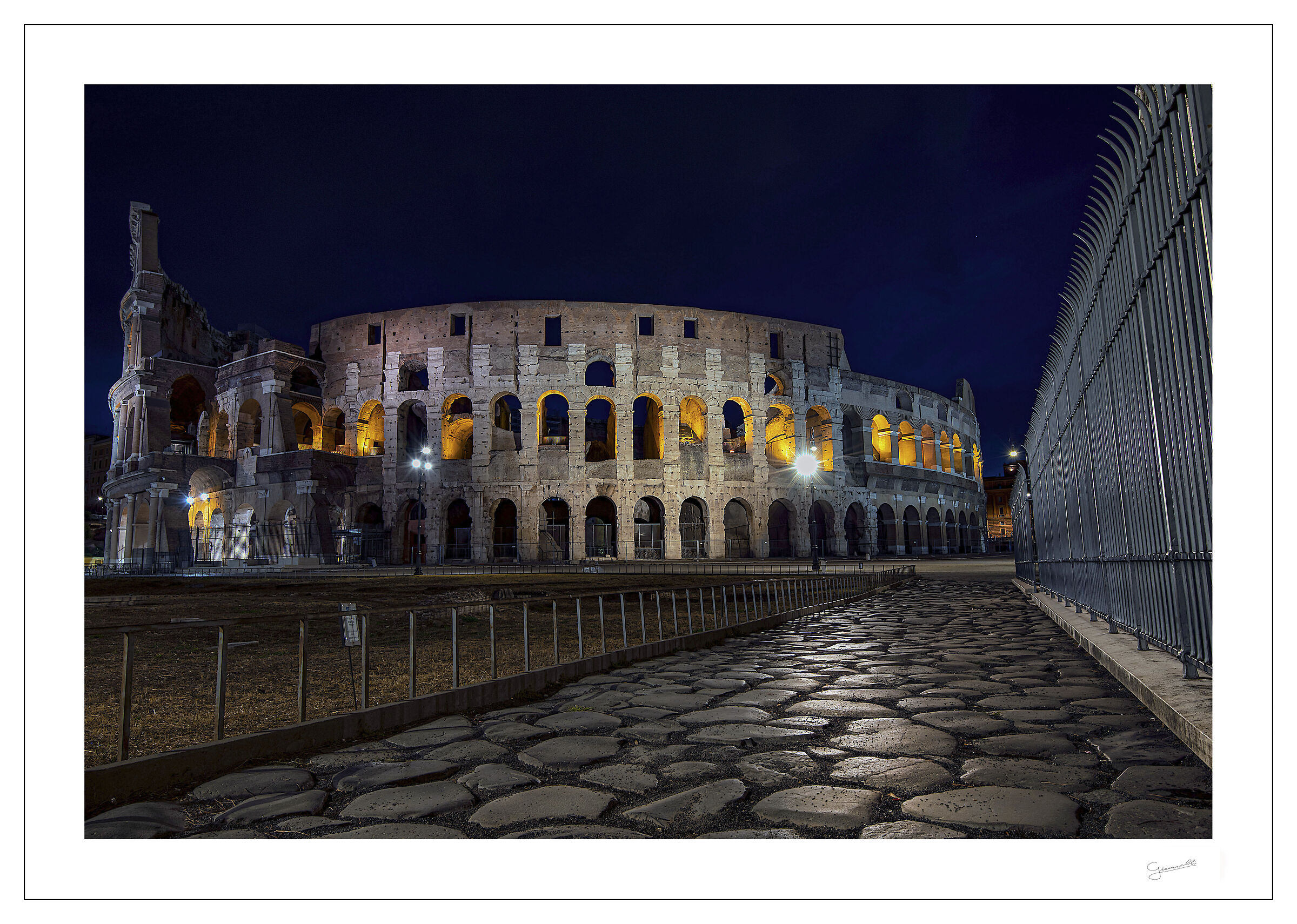 Colosseo di notte