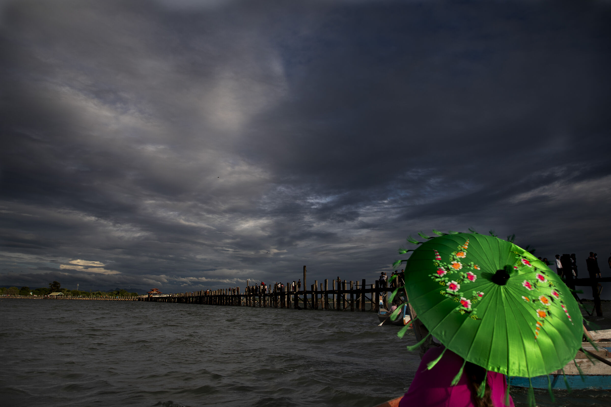 Burmese umbrella
