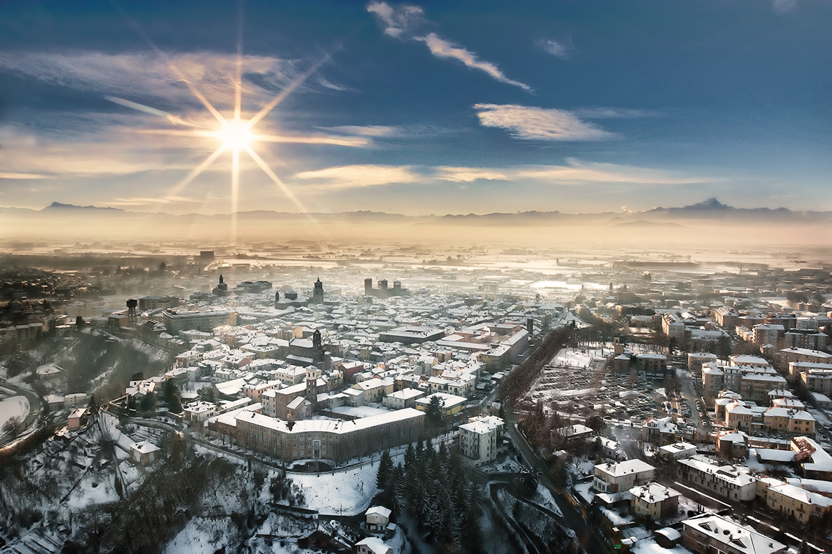 Fossano in controluce