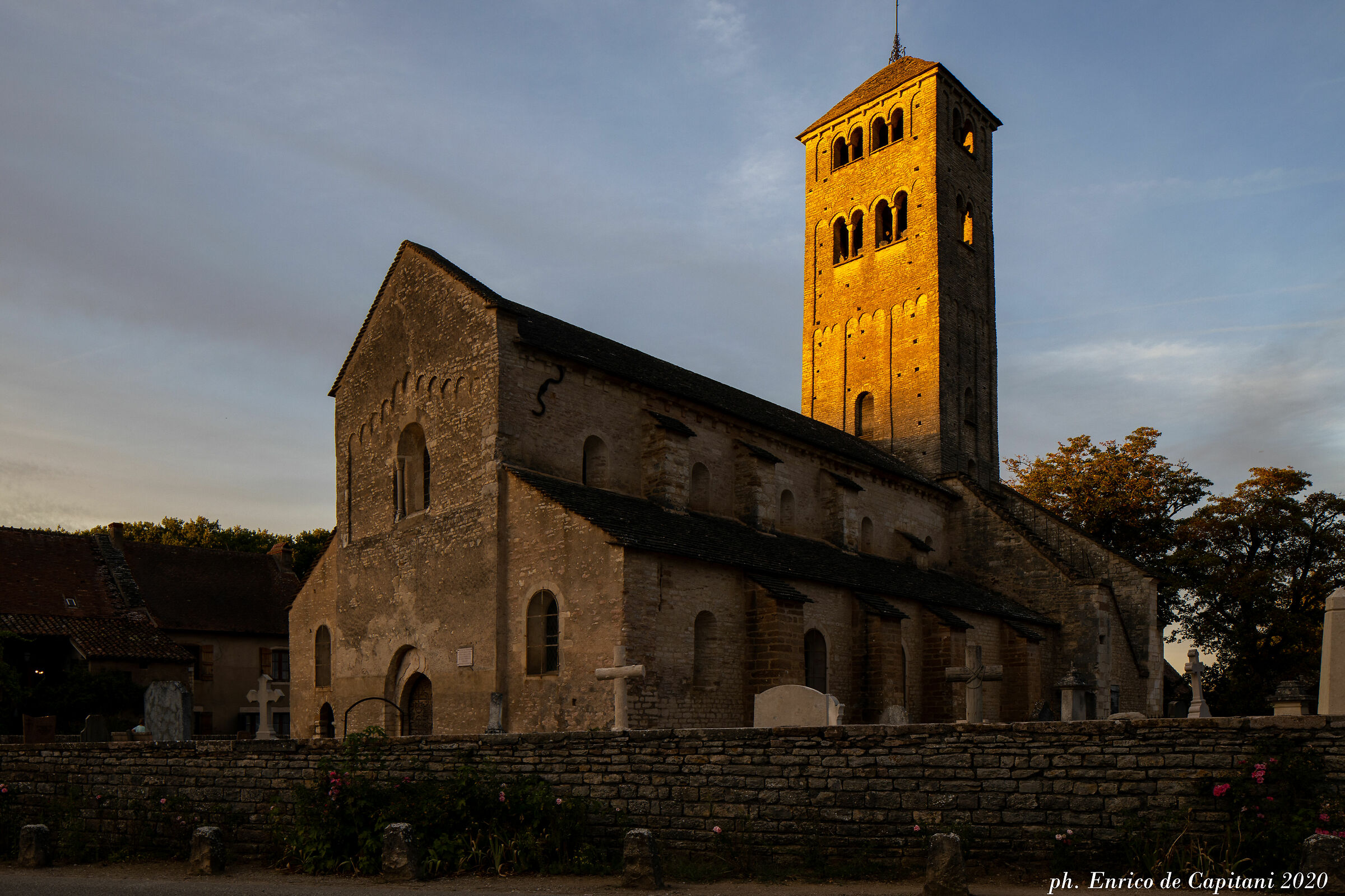 Ultima luce sul campanile