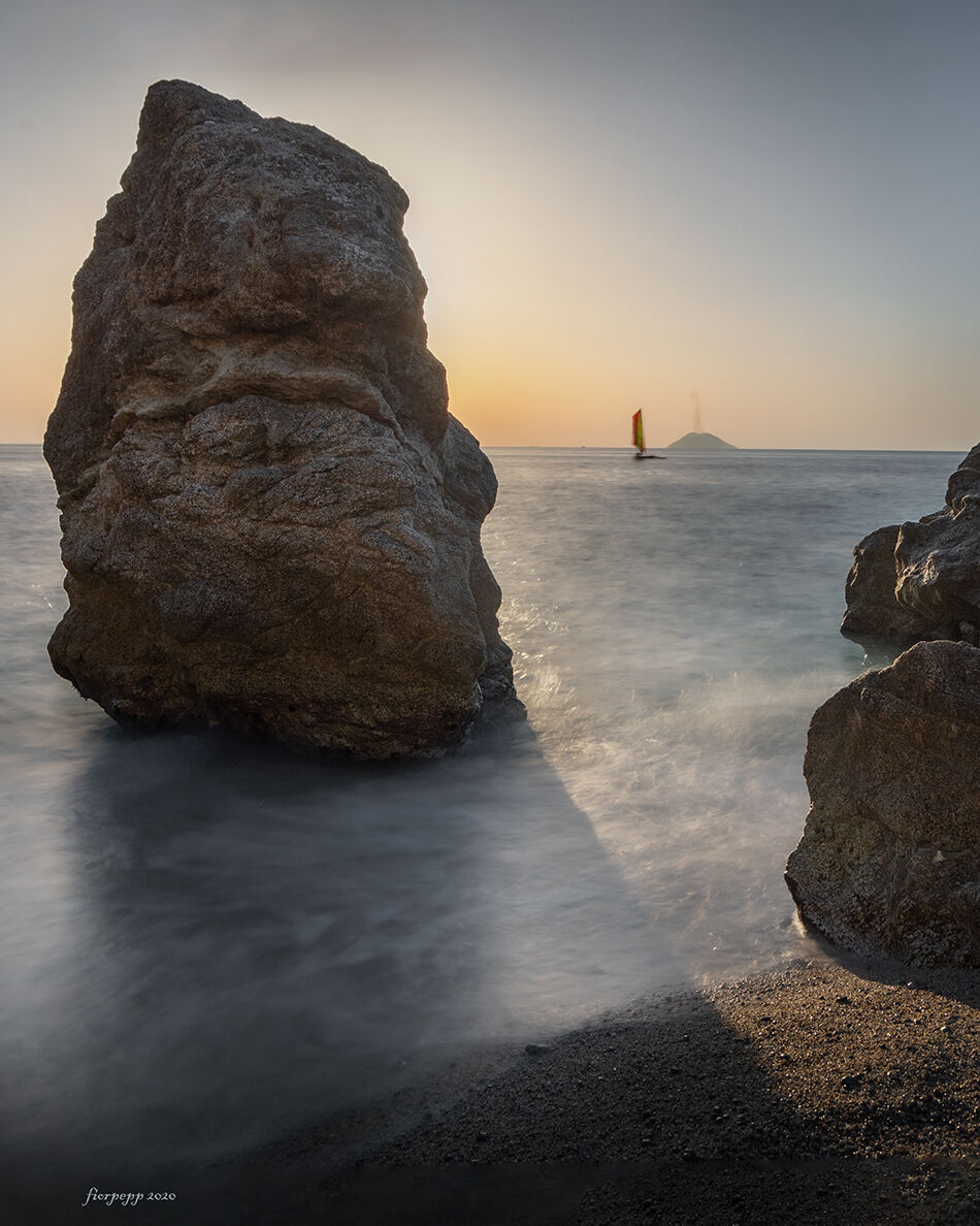La scogliera 2 Capo Vaticano (vv)