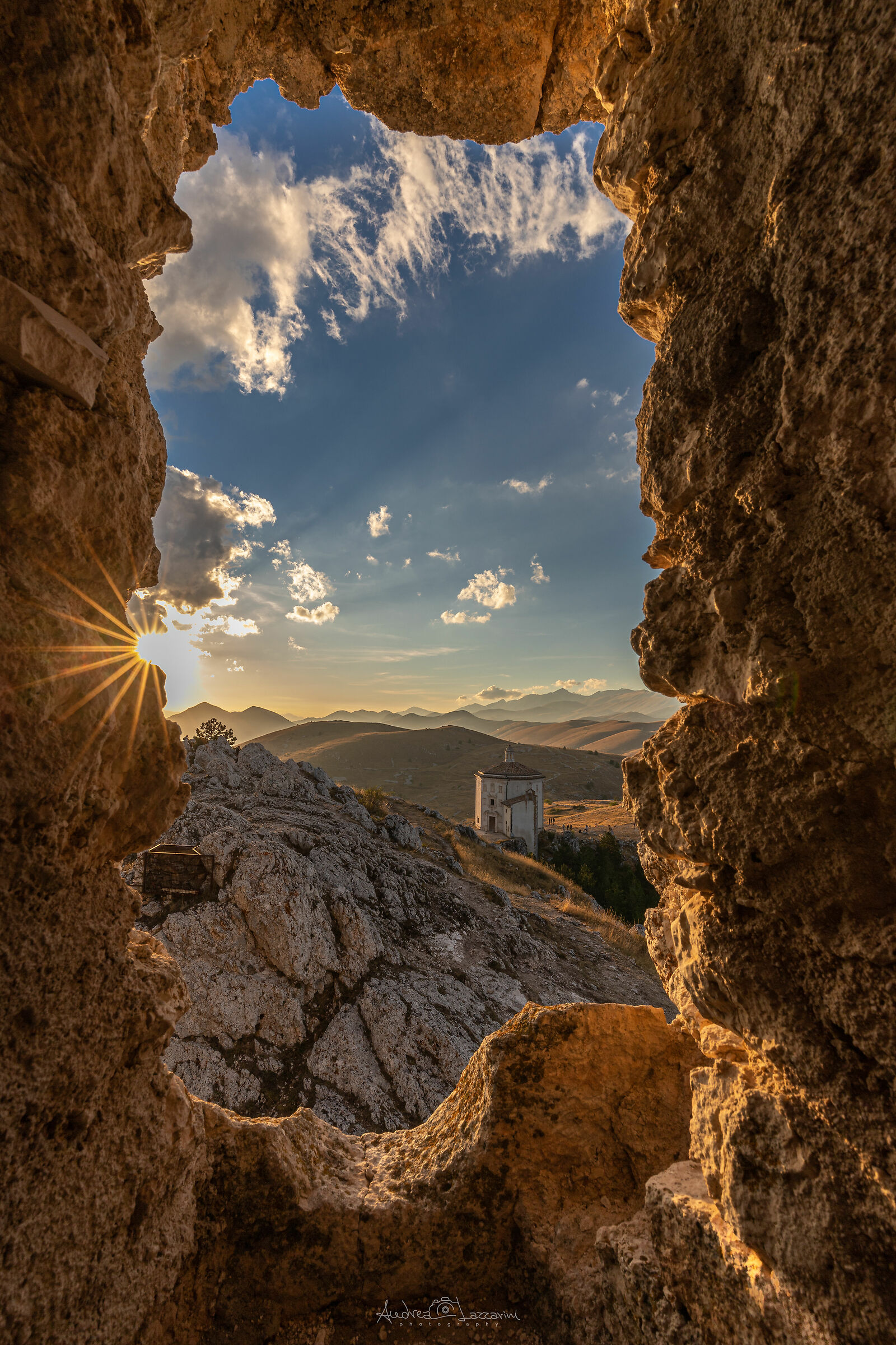 Una notte senza il giorno e un giorno senza la notte