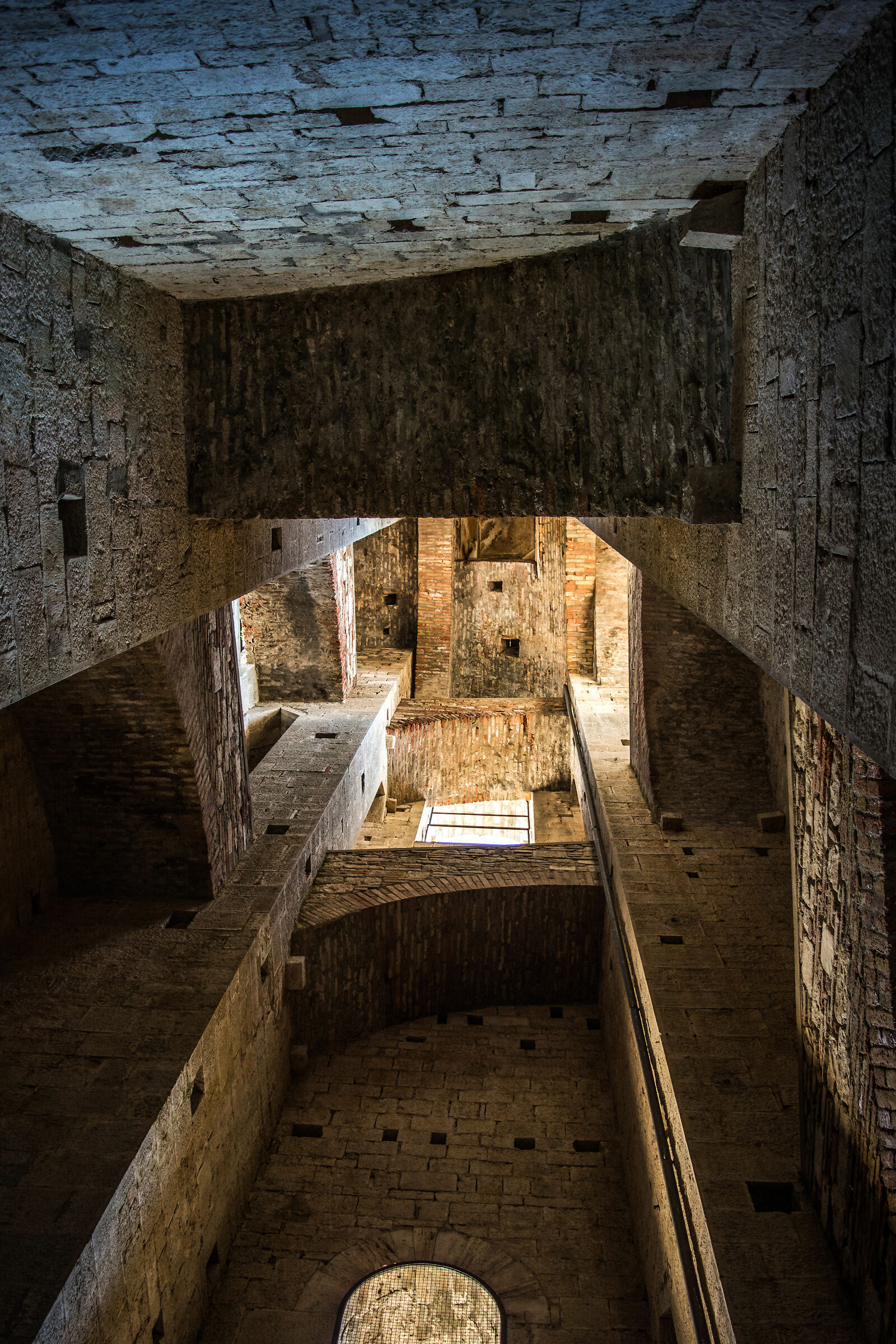 Todi - Campanile della Chiesa di San Fortunato