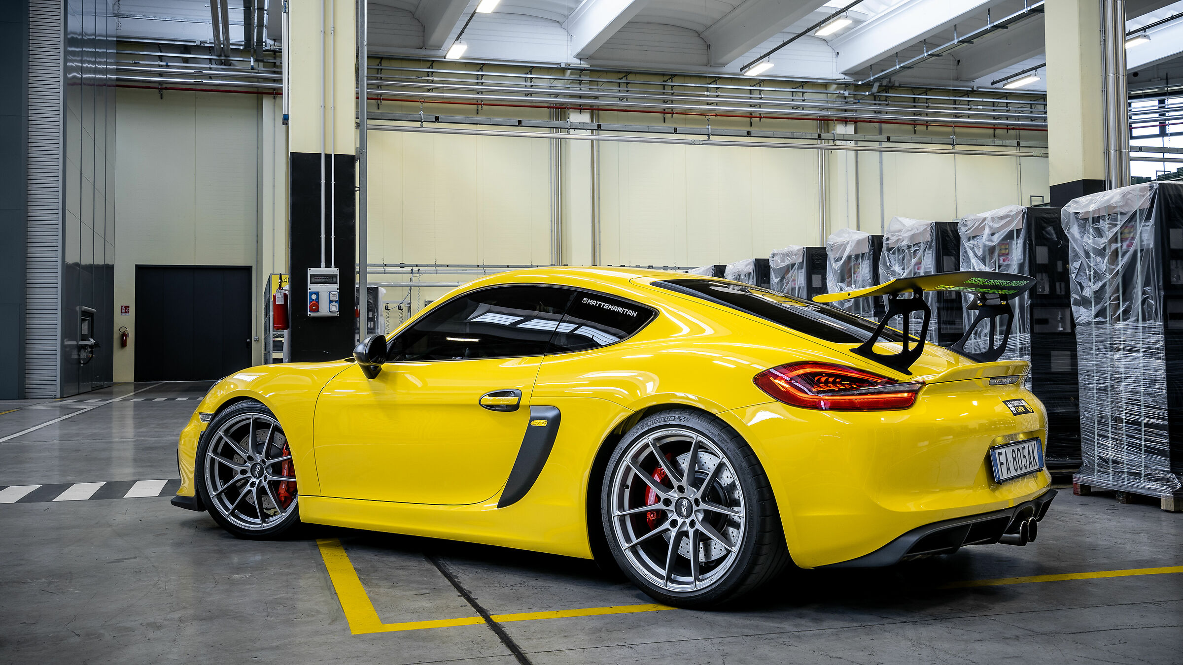 Porsche Cayman GT4