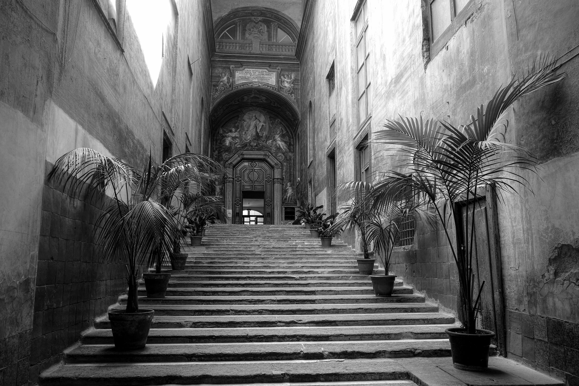 Ingresso-monastero-di-S-Gregorio-Armeno-Napoli--DP1M