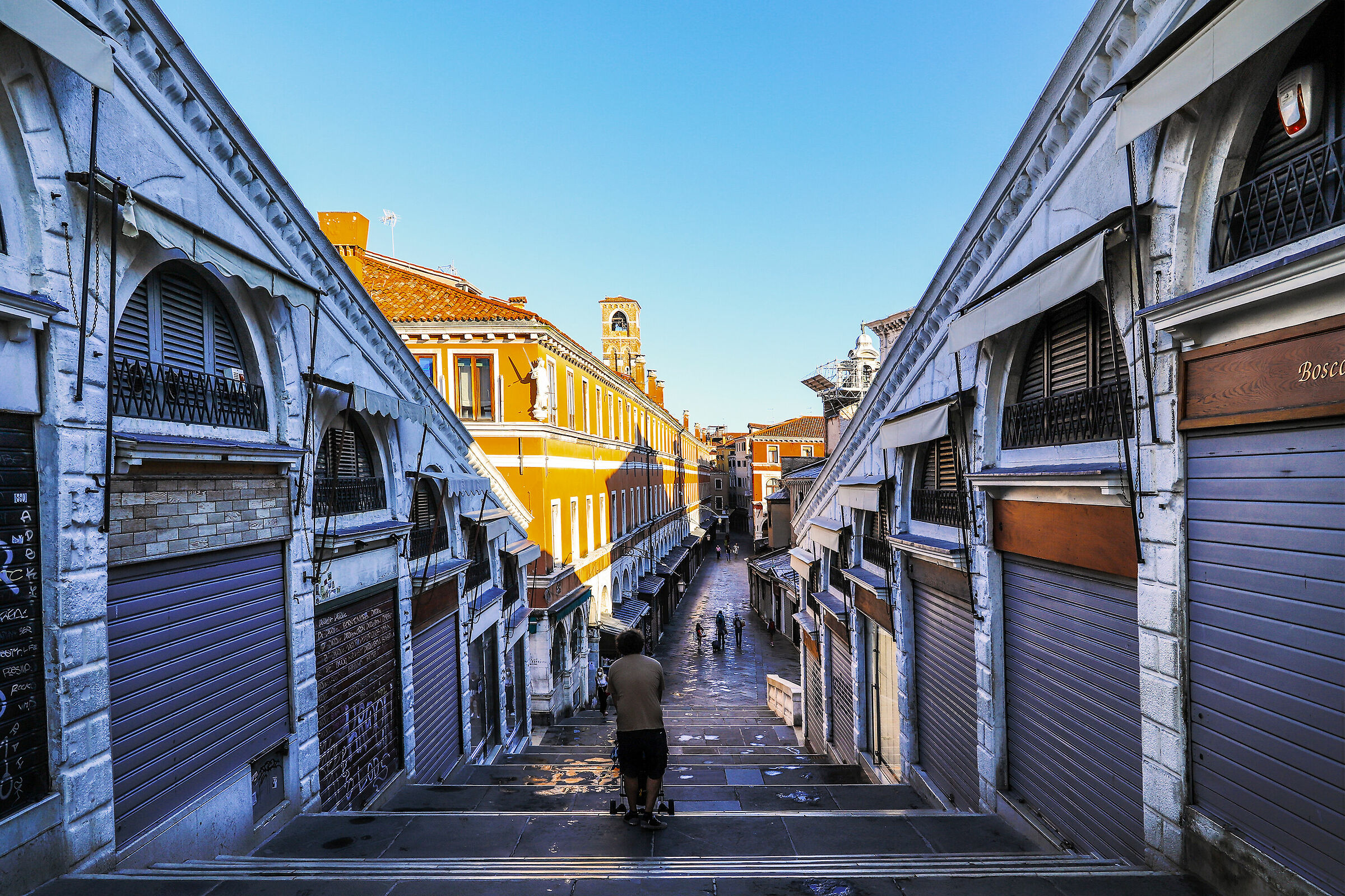 7.00 in the morning, off the deck with the stroller
